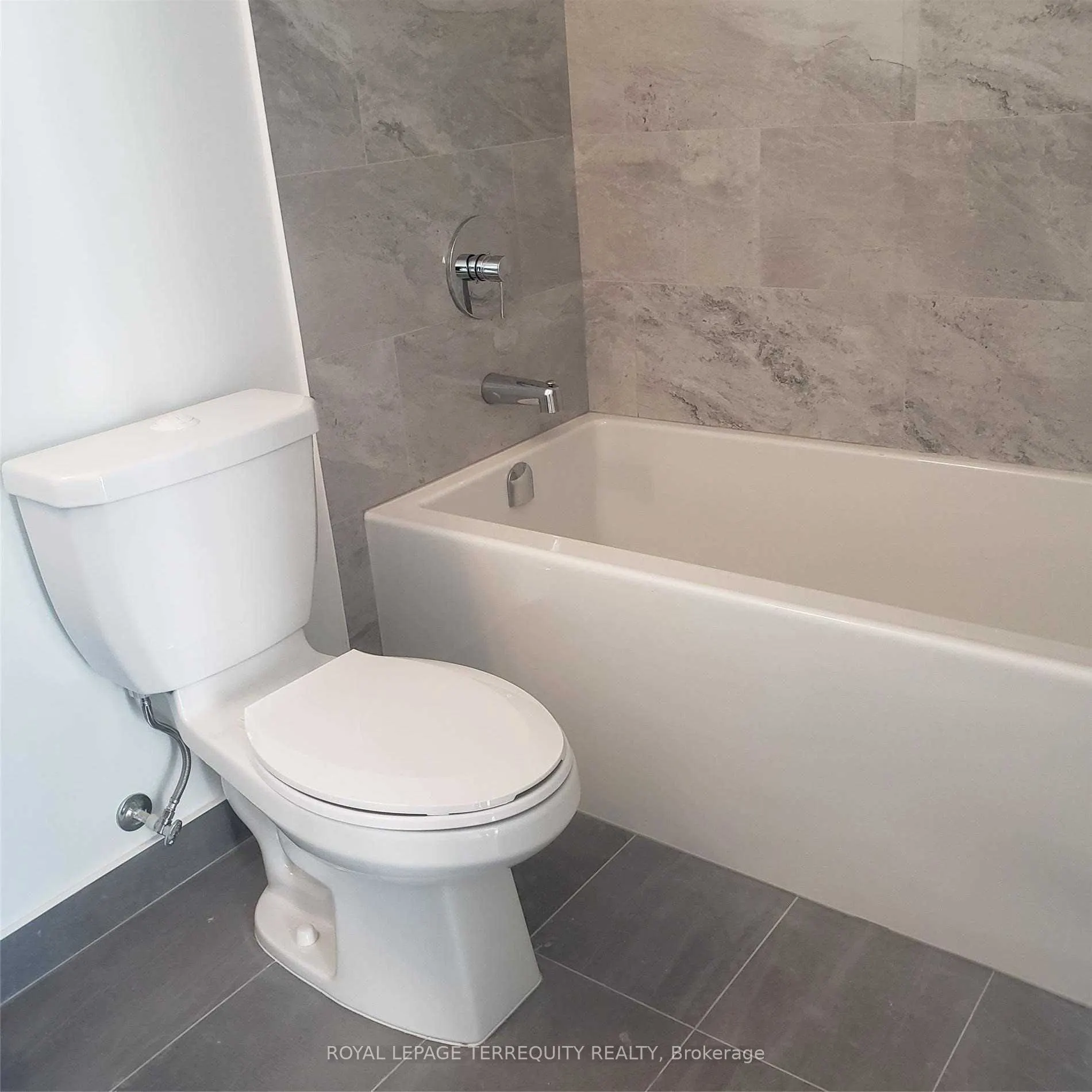 36 Forest Manor Road, #1306