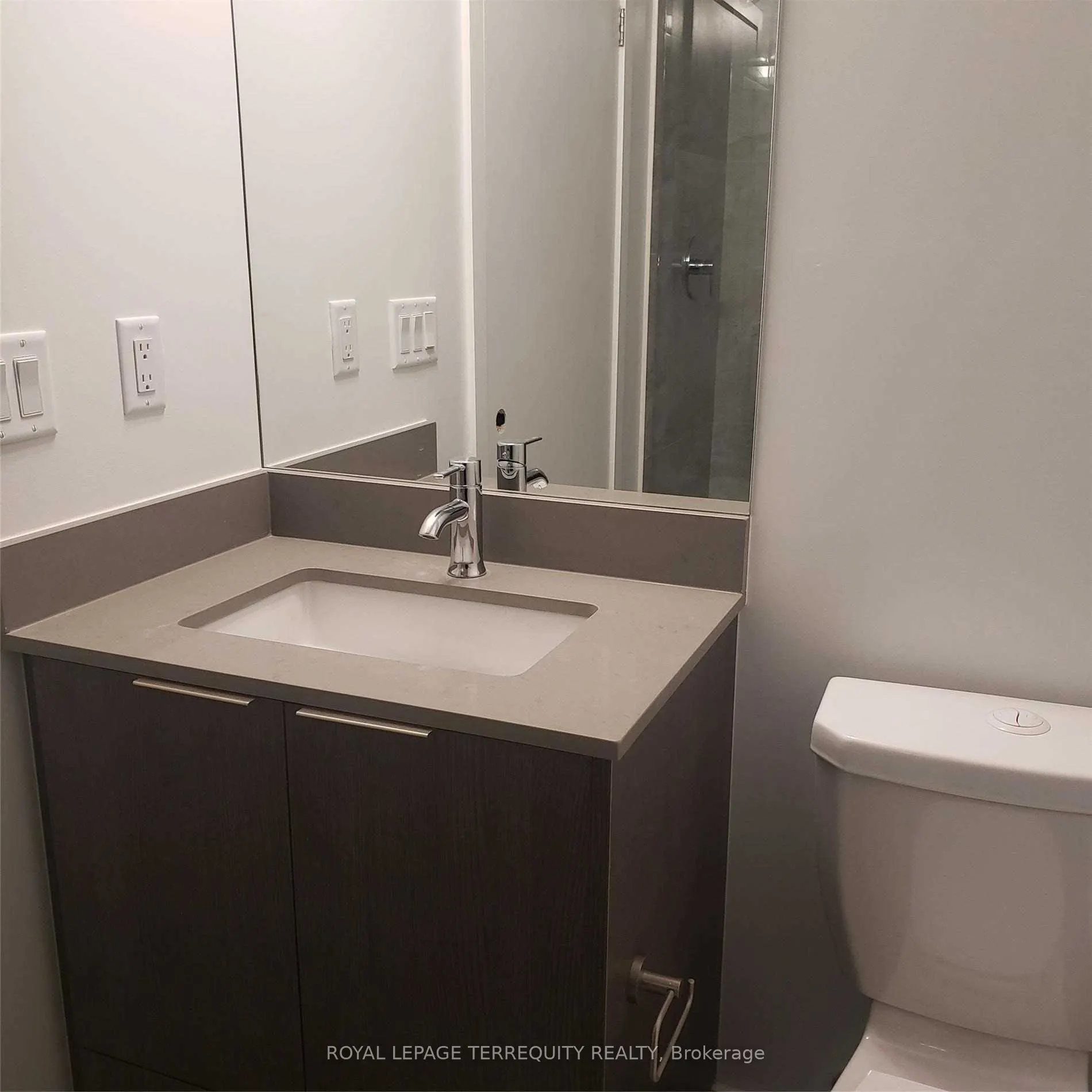 36 Forest Manor Road, #1306