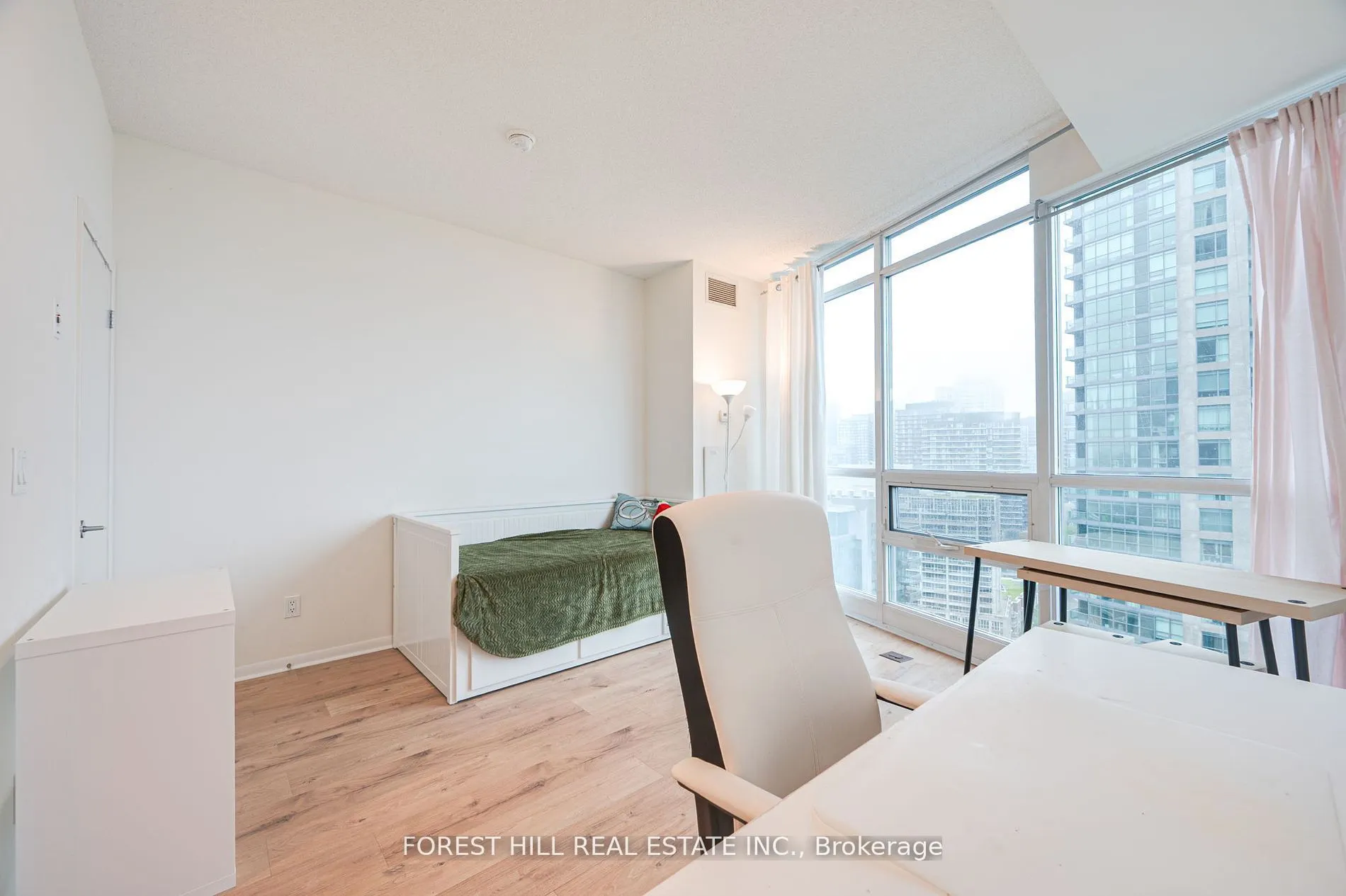 219 Fort York Boulevard, #2107