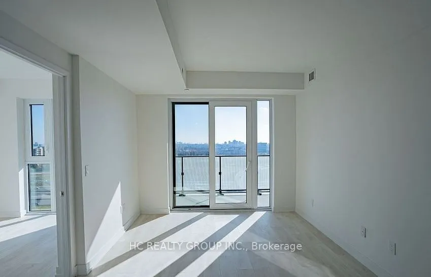 8 Tippett Road, #1506