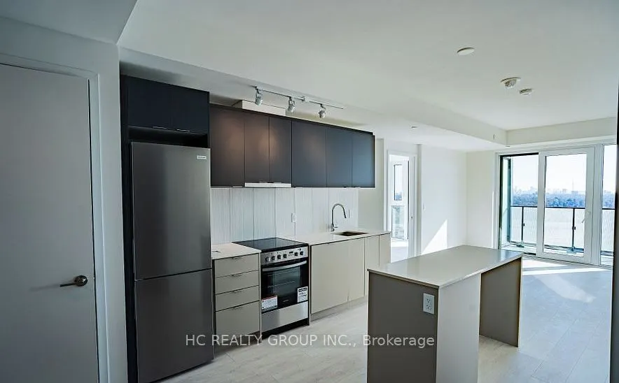 8 Tippett Road, #1506