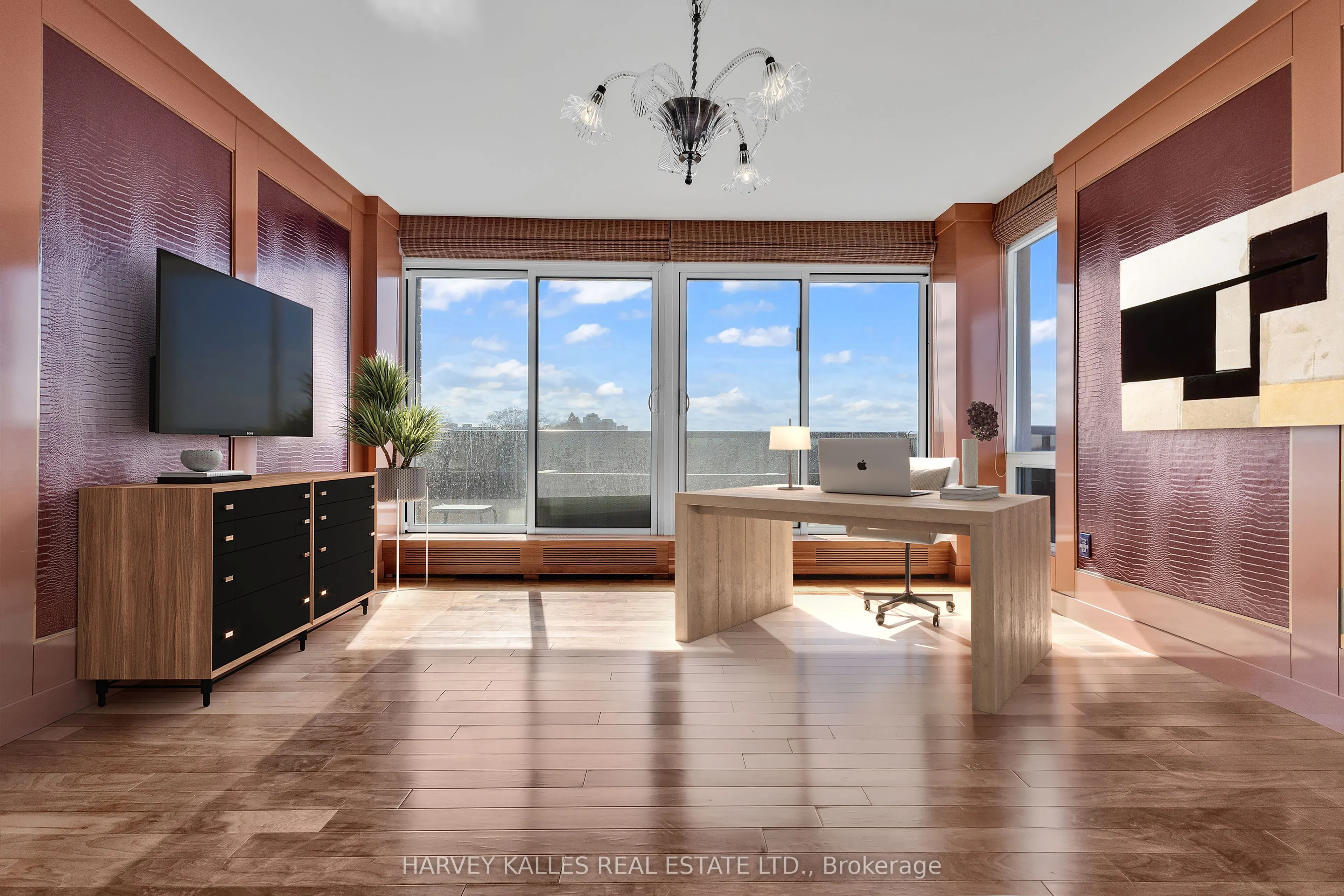 2600 Bathurst Street, #801