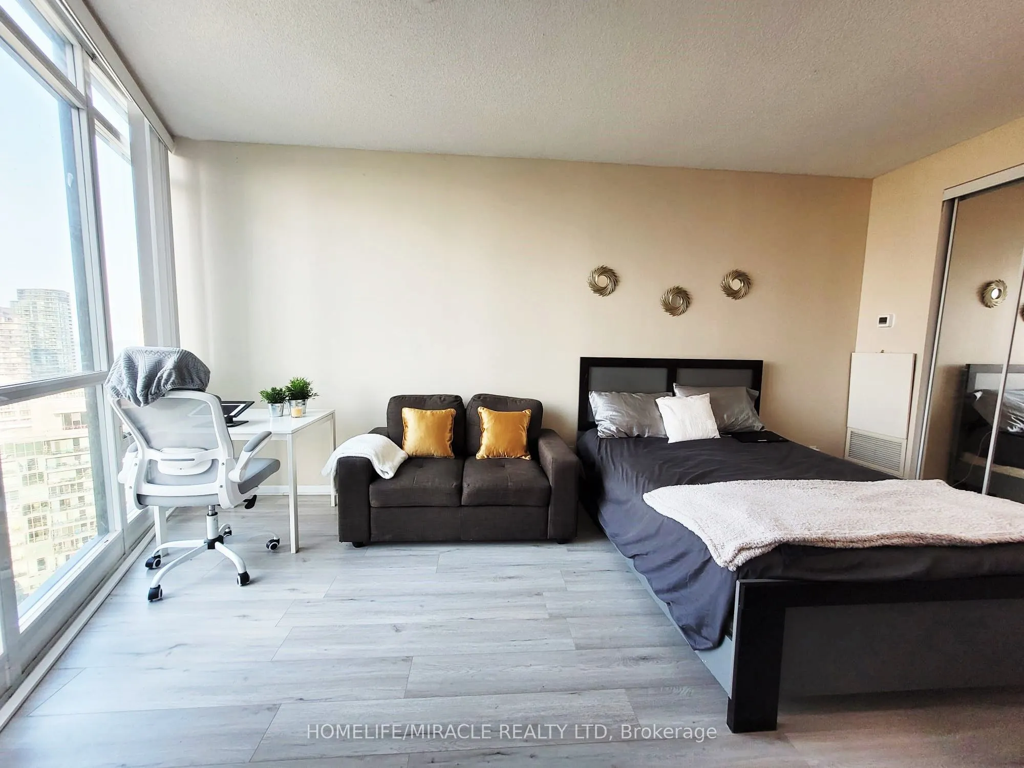 231 Fort York Boulevard, #2310