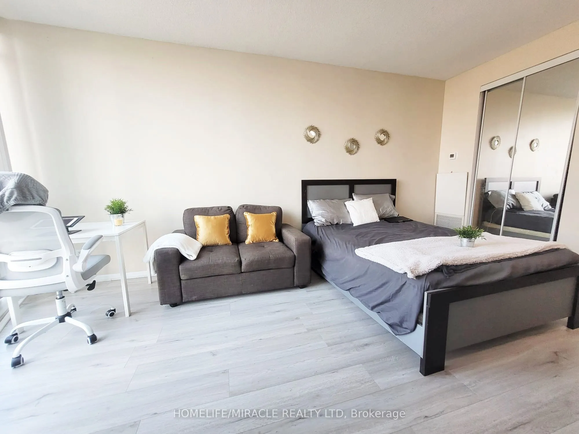 231 Fort York Boulevard, #2310
