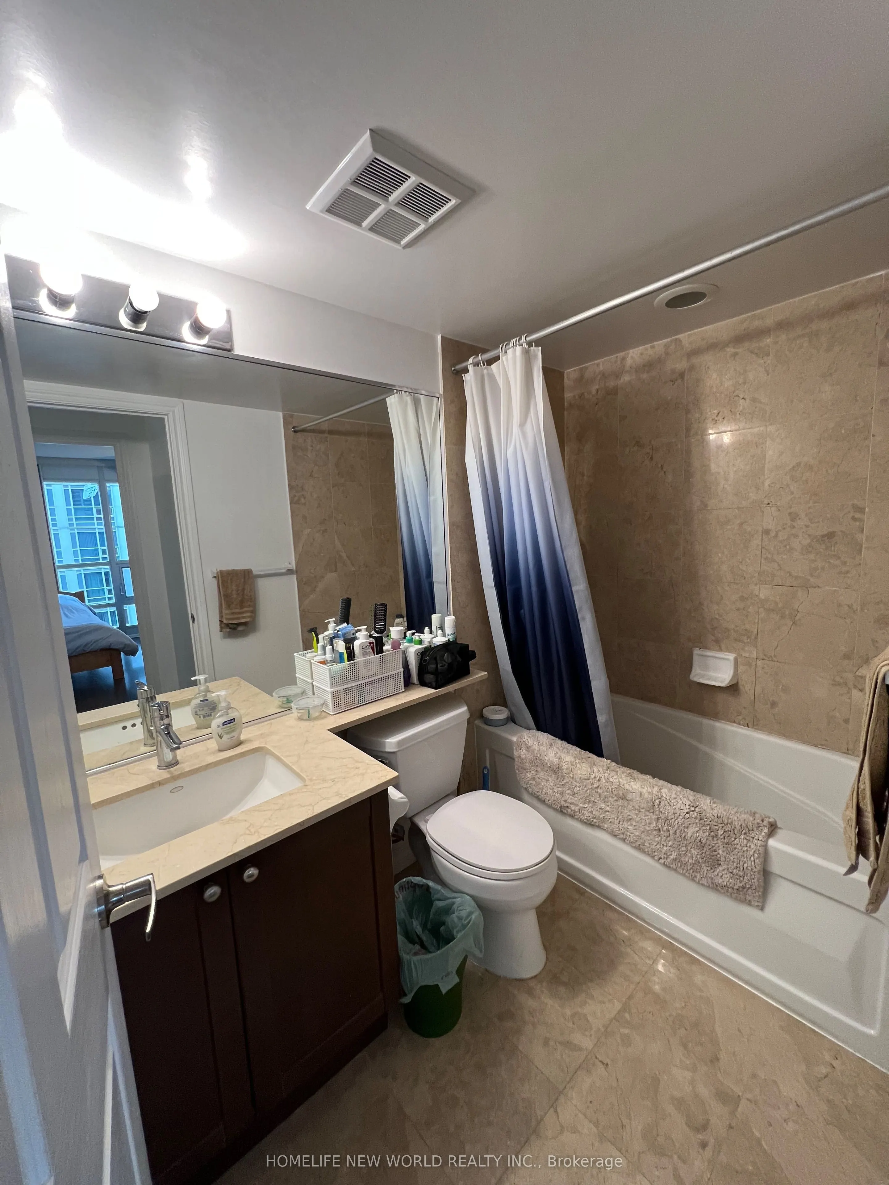 761 Bay Street, #1113