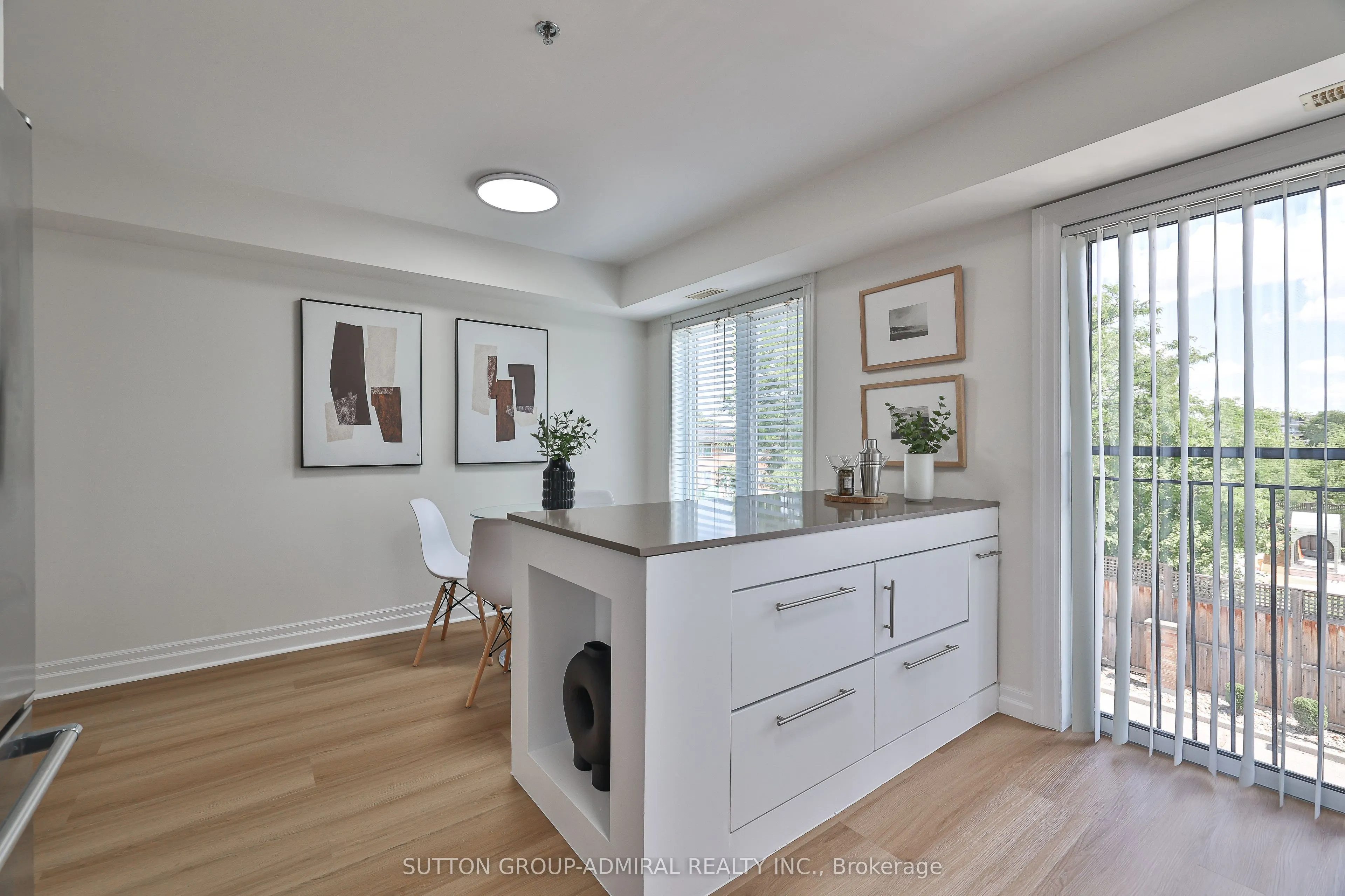 988 Sheppard Avenue W, #10
