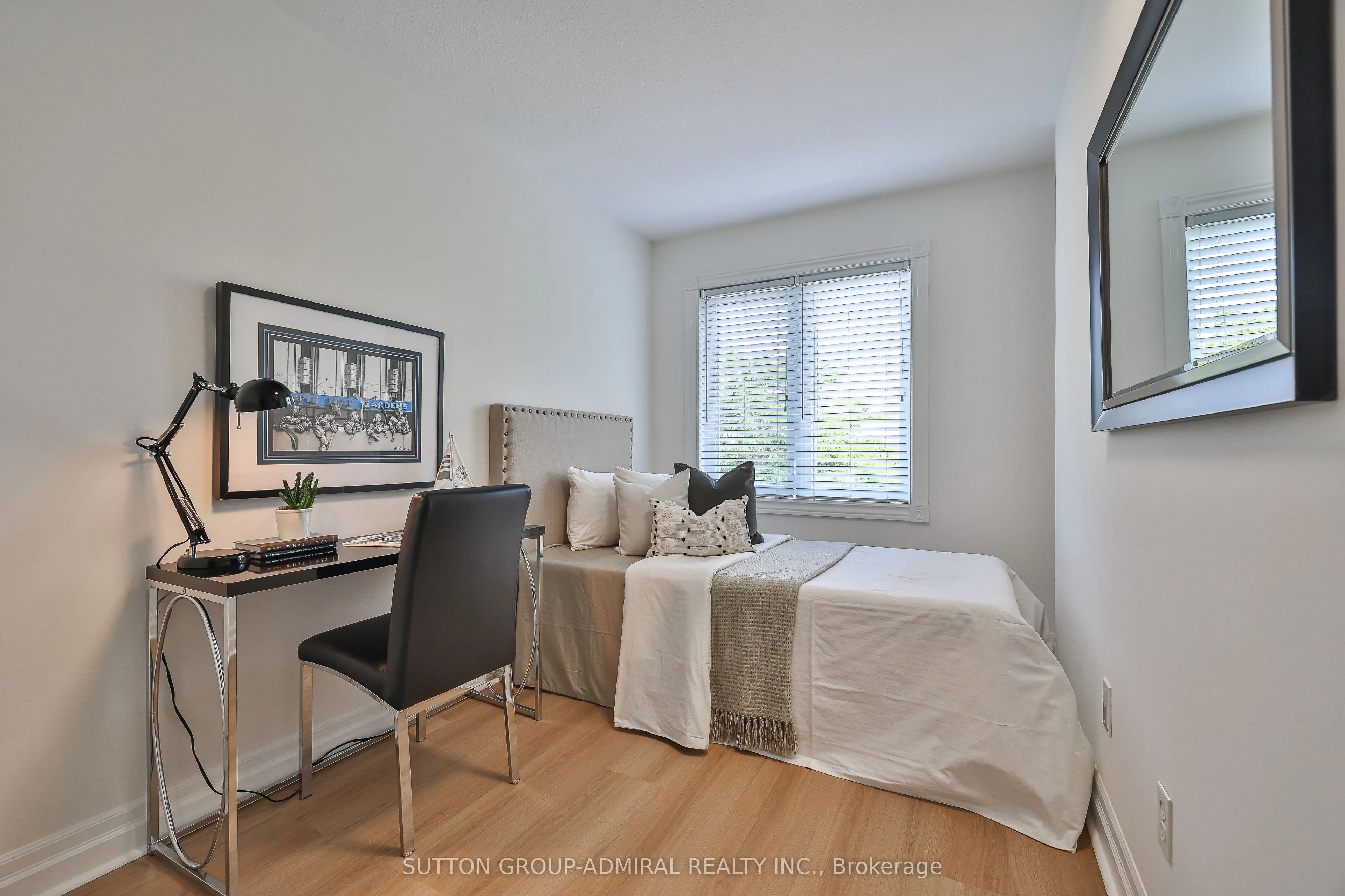 988 Sheppard Avenue W, #10