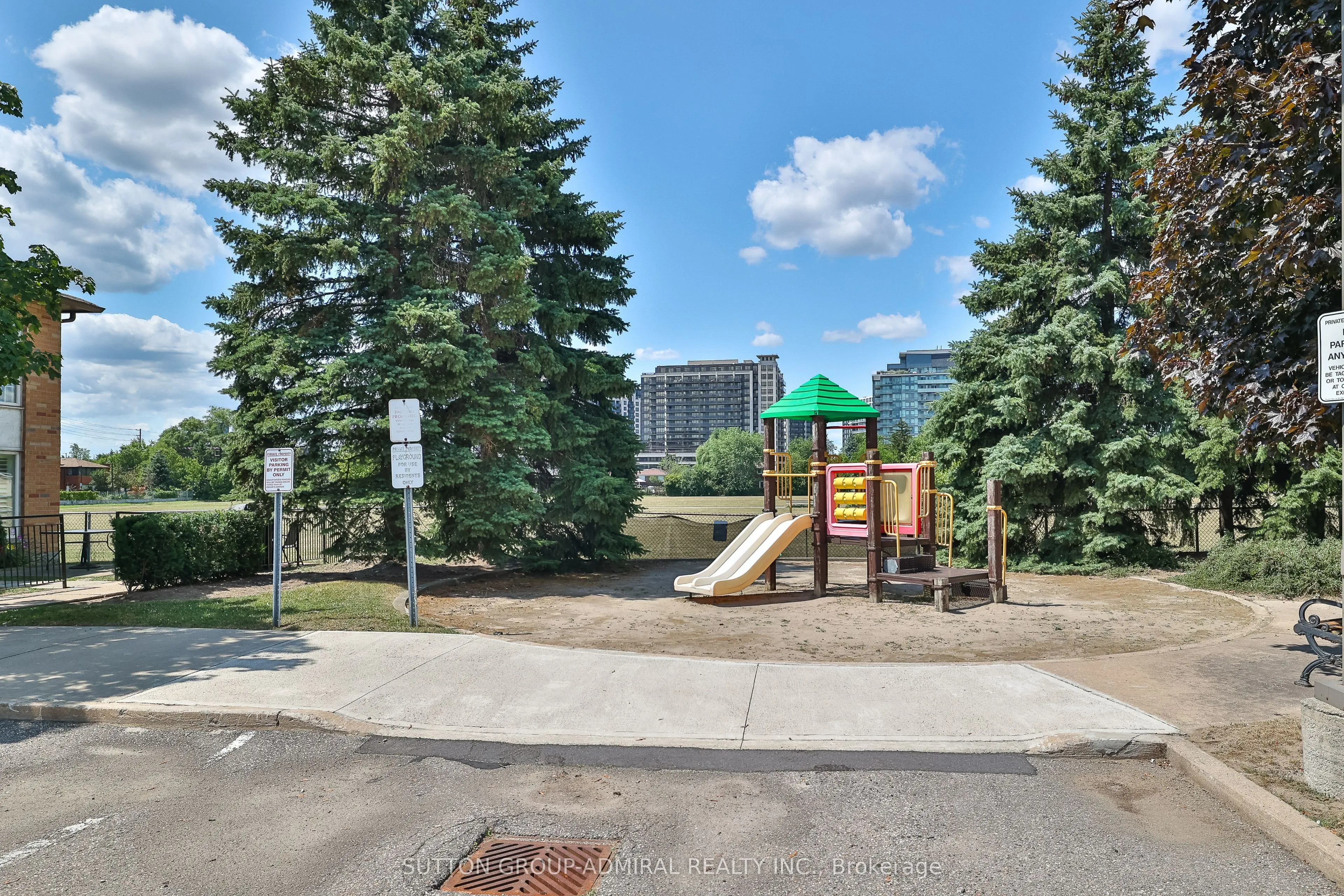 988 Sheppard Avenue W, #10