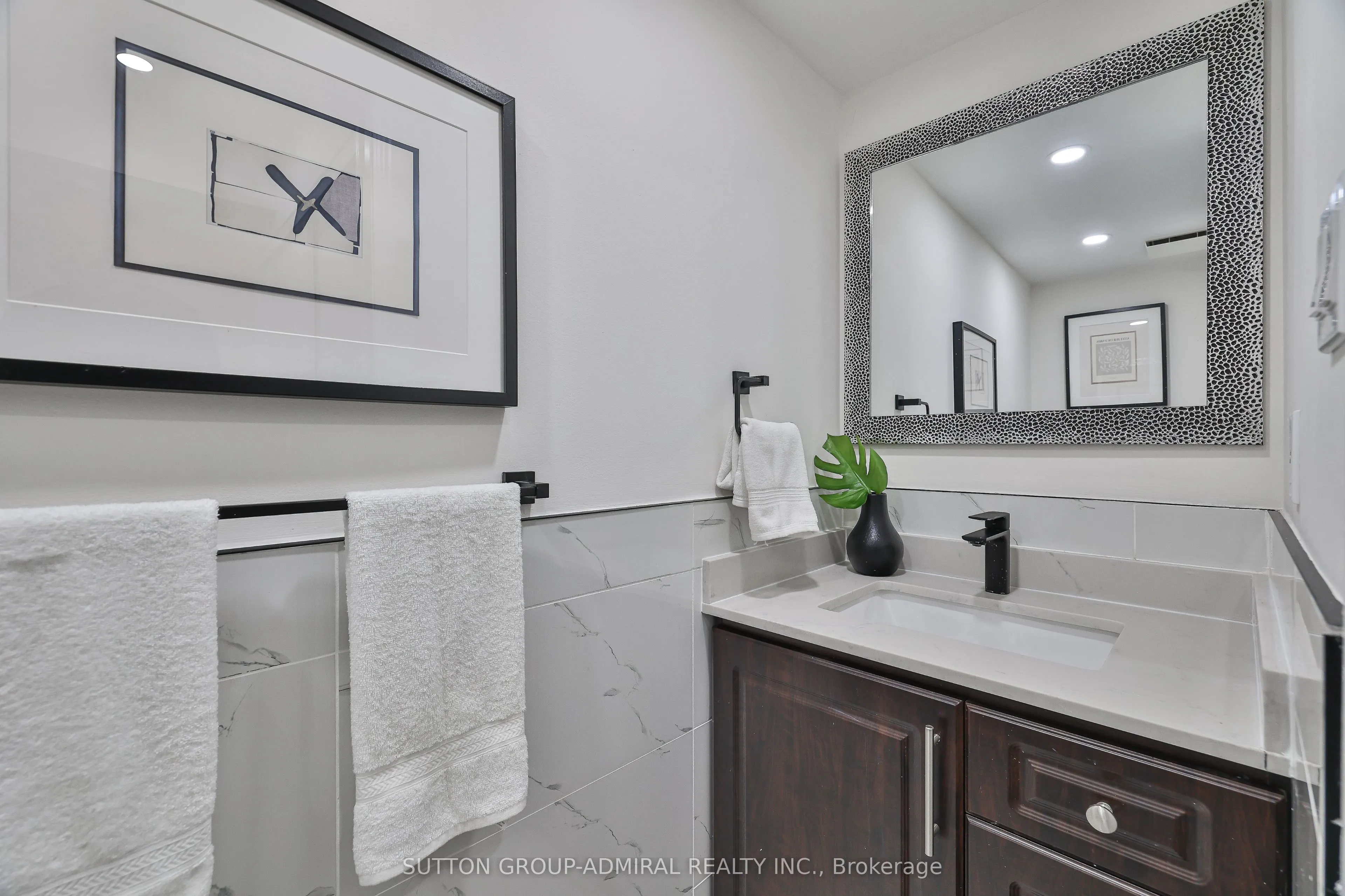 988 Sheppard Avenue W, #10