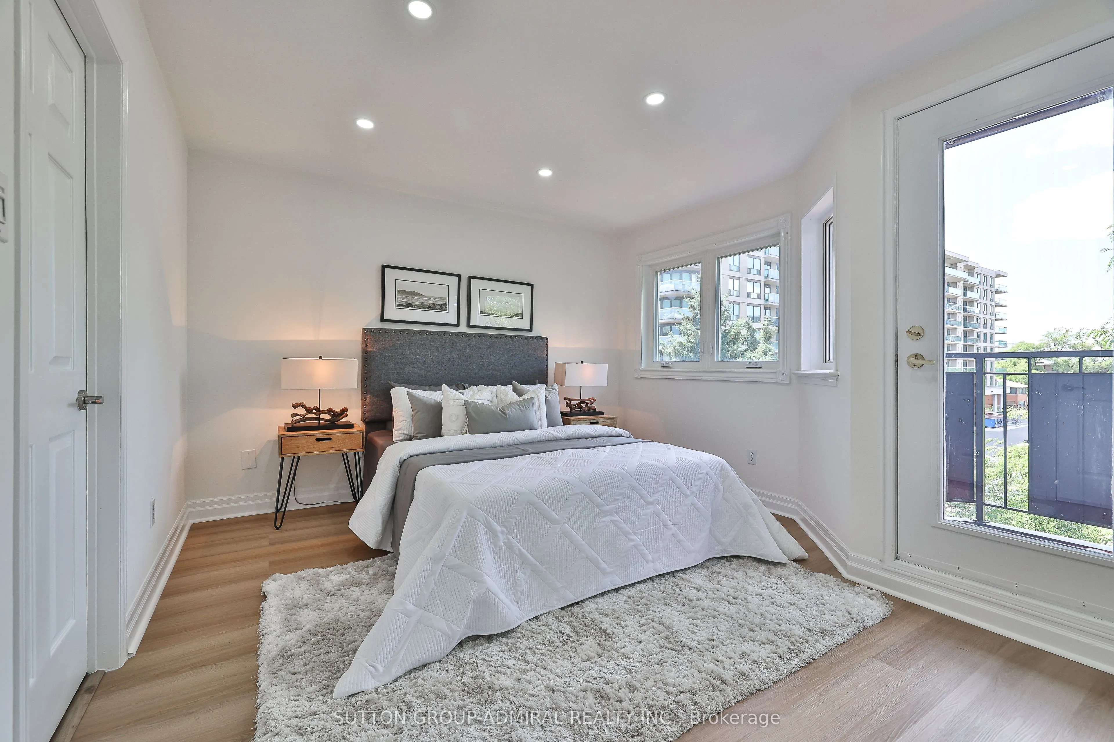 988 Sheppard Avenue W, #10