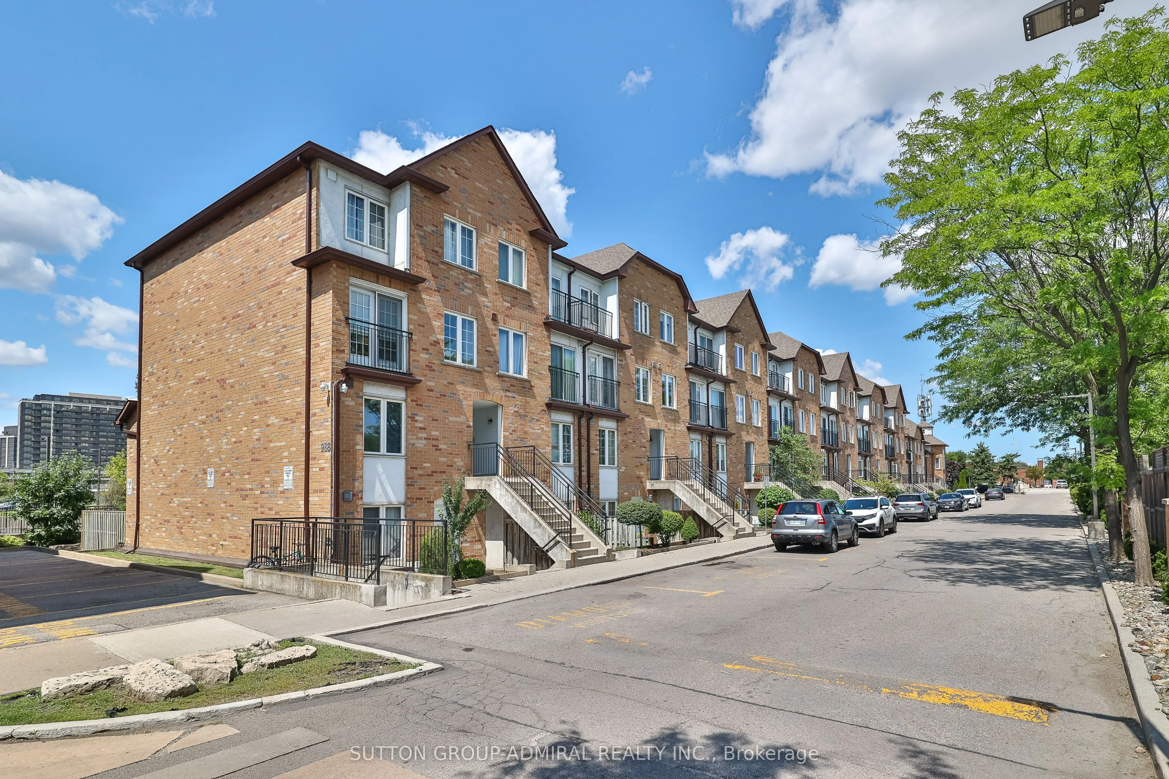 988 Sheppard Avenue W, #10