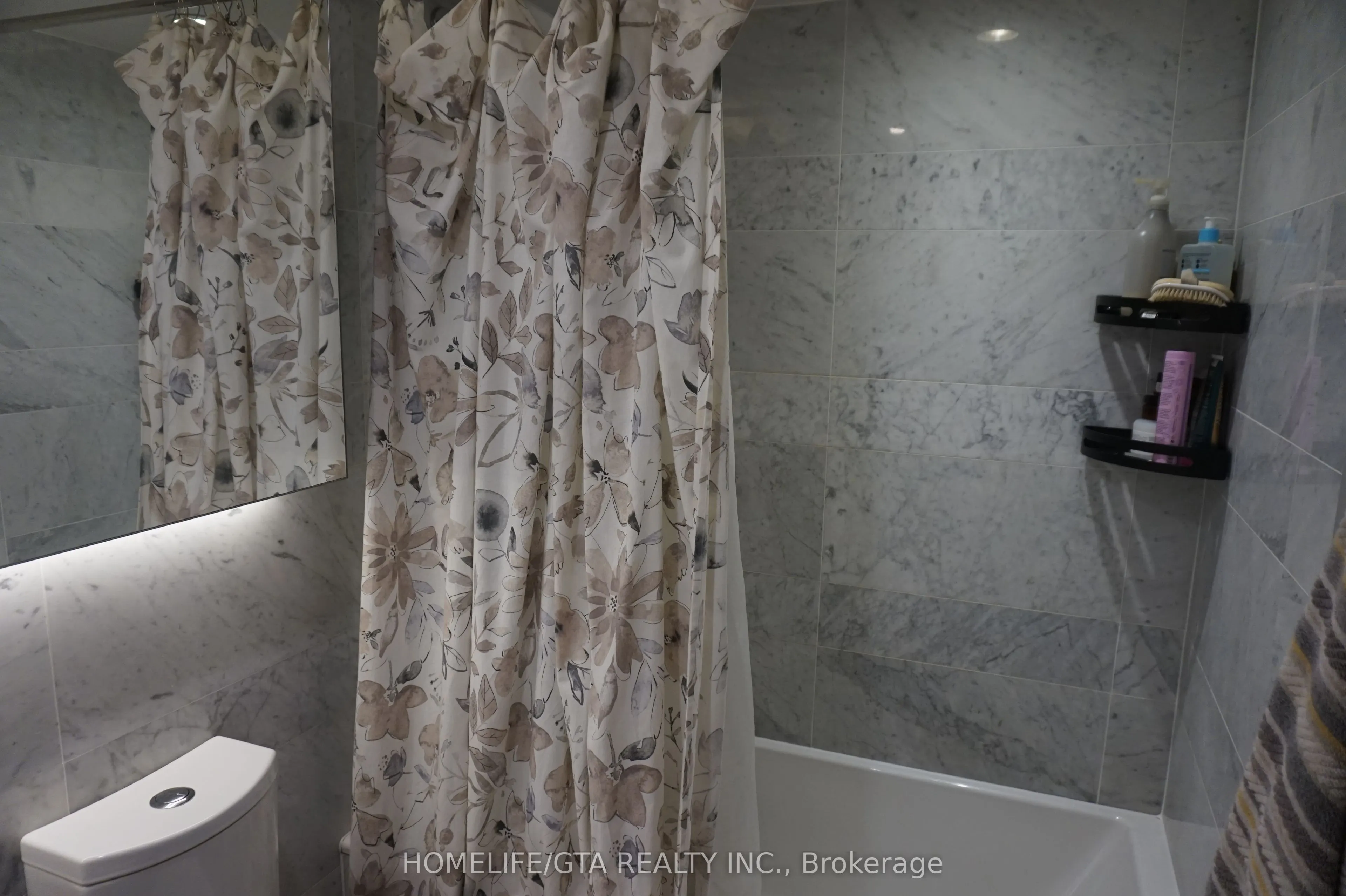 17 Bathurst Street, #1507
