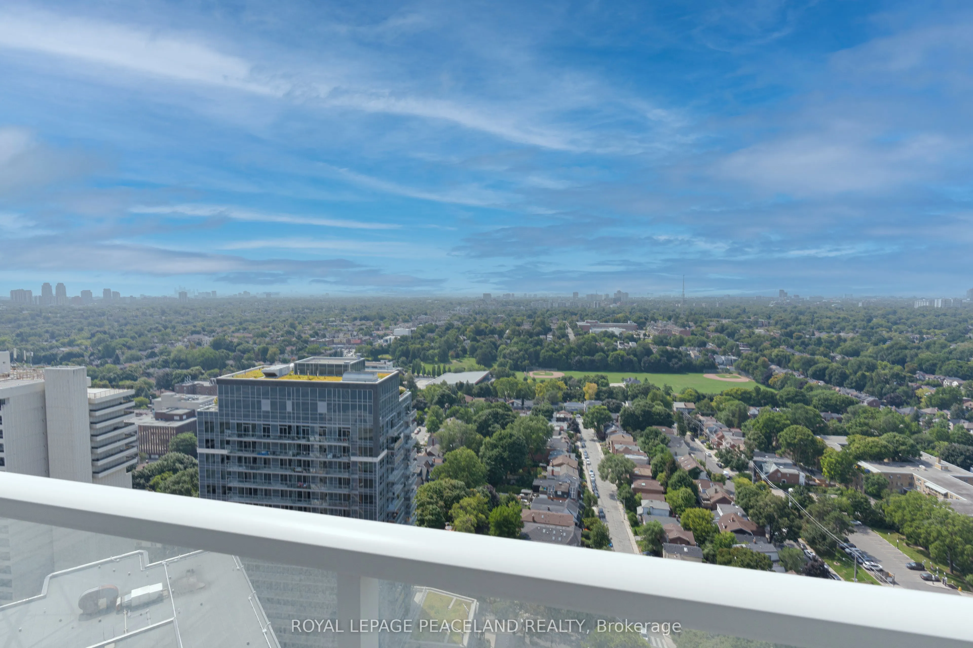 33 Helendale Avenue, #2511