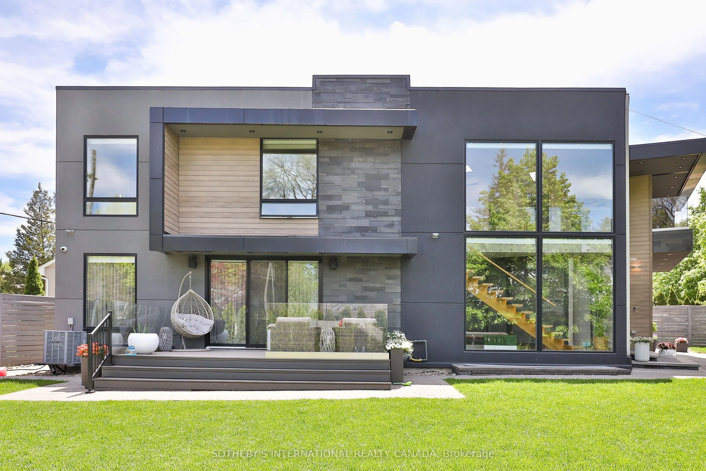 31 Overton Crescent