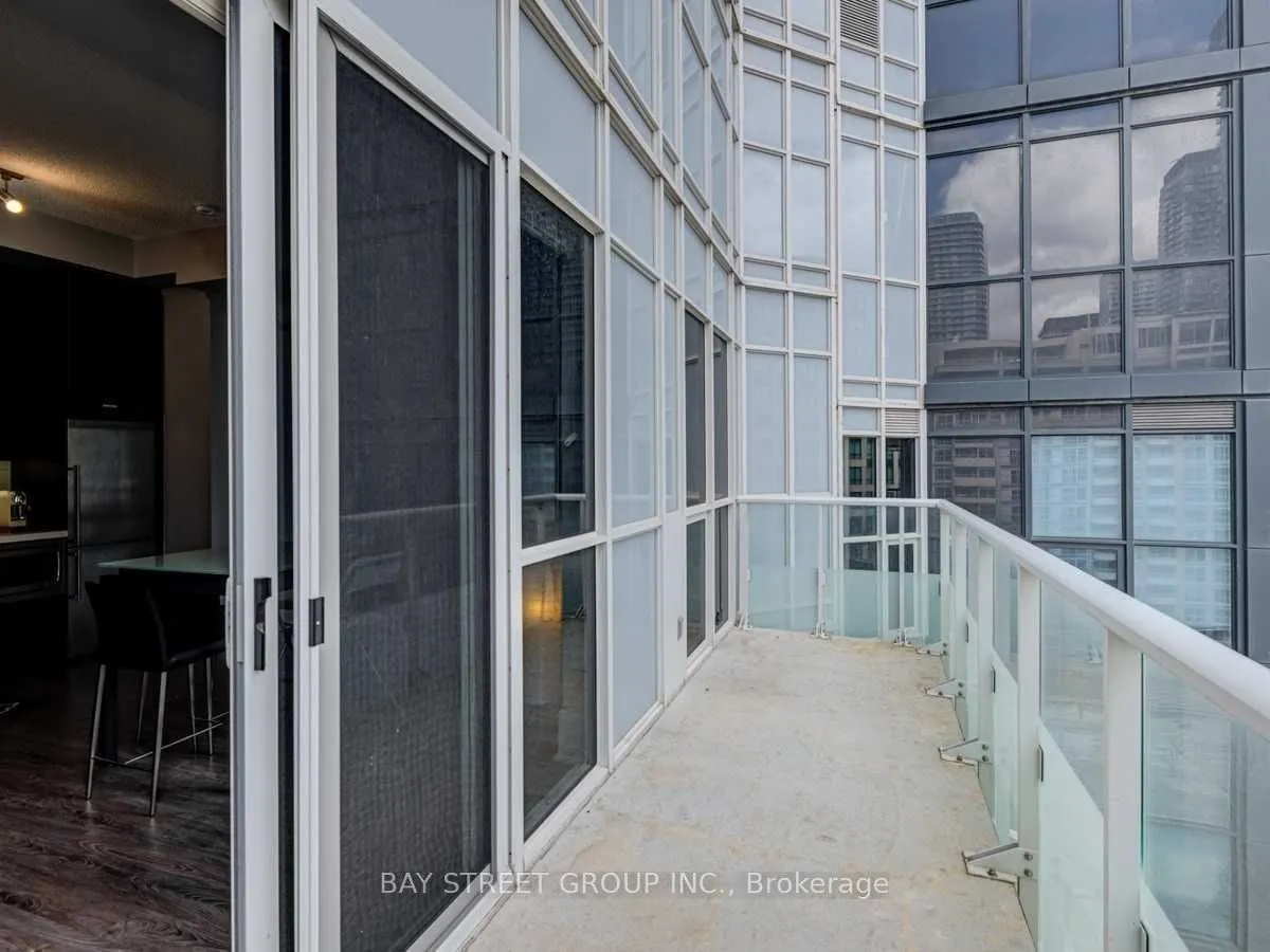 20 John Street, #1117