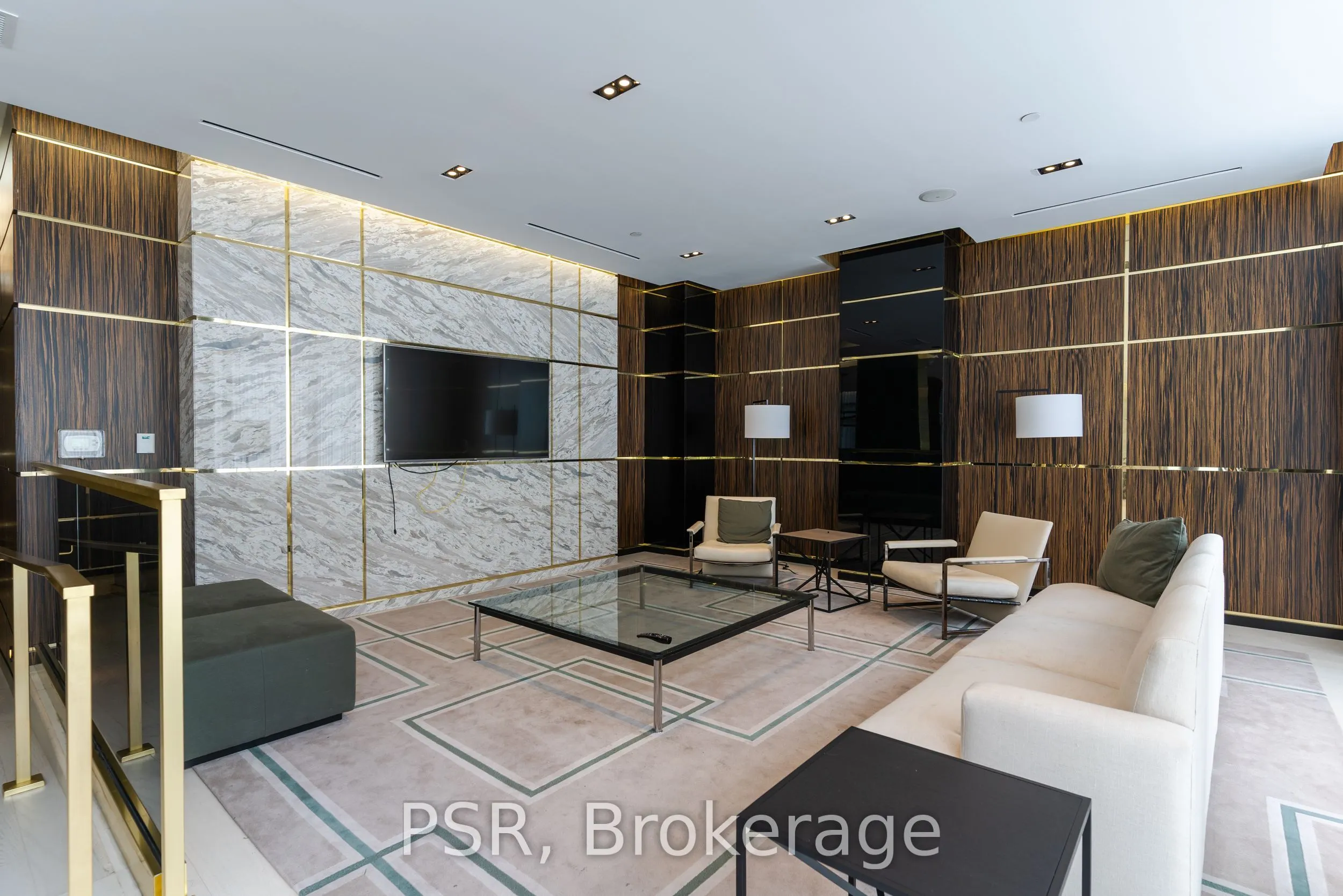 3018 Yonge Street, #311