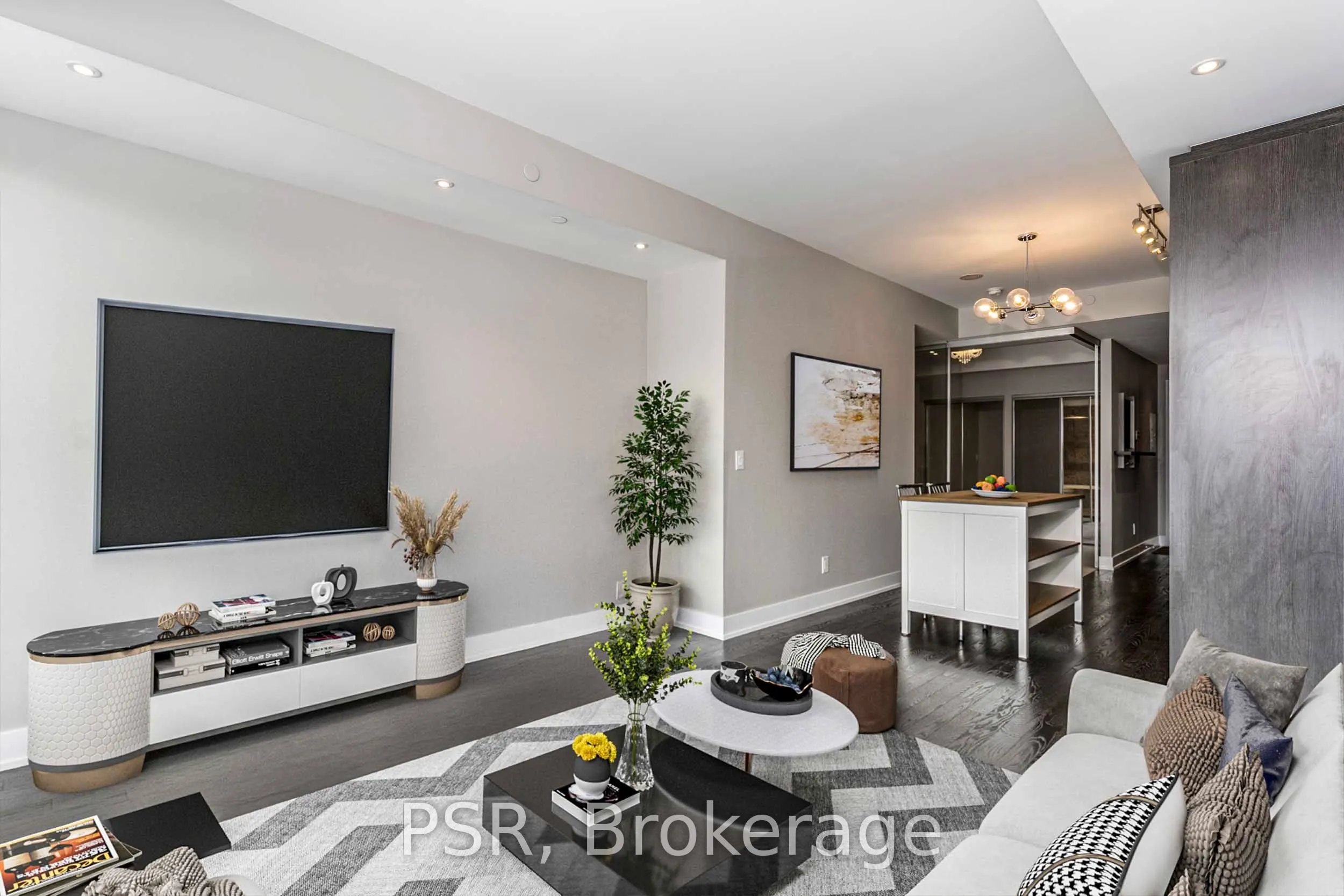 3018 Yonge Street, #311
