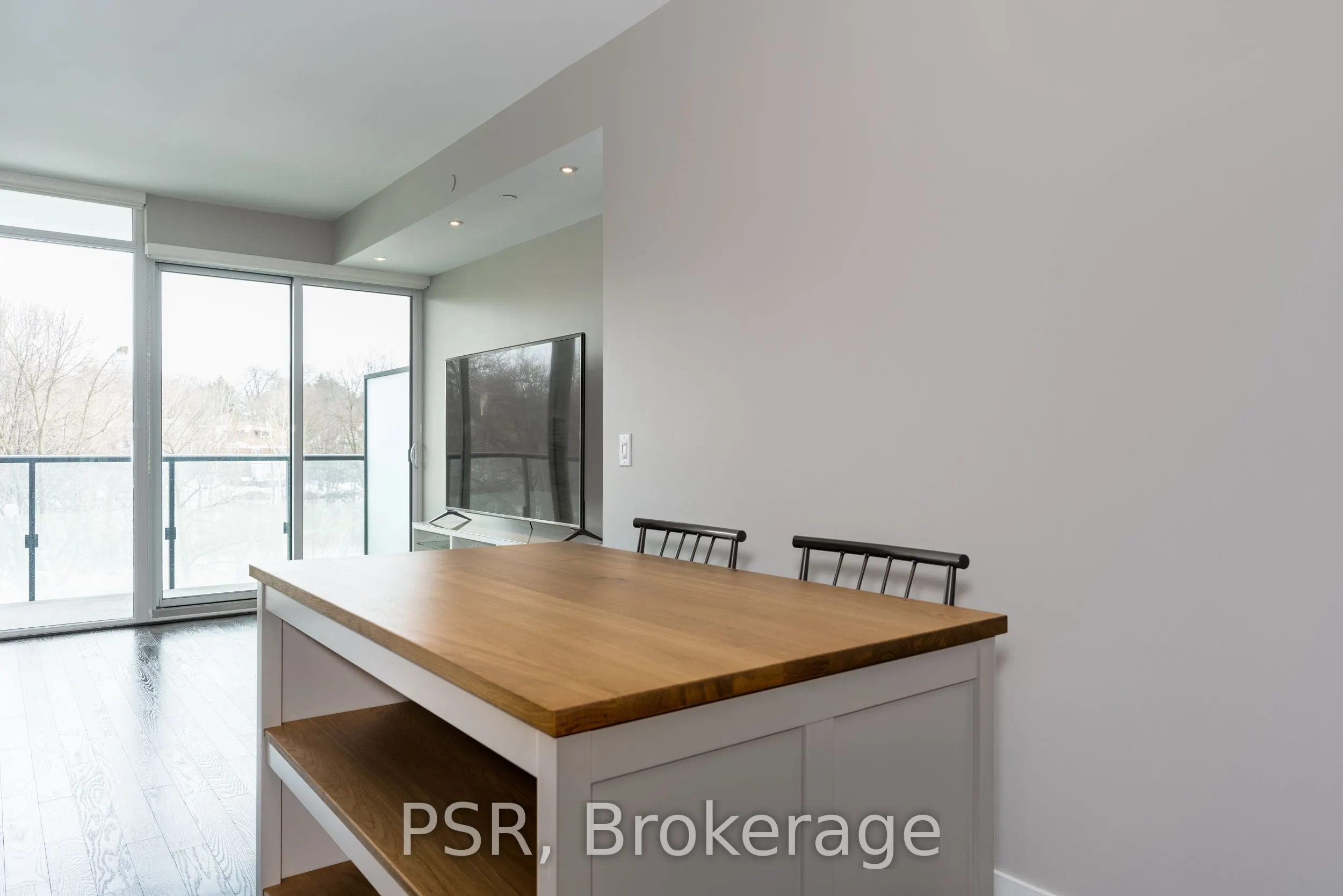 3018 Yonge Street, #311