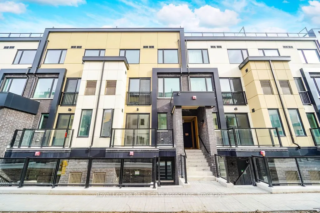 1650 Victoria Park Avenue, #103