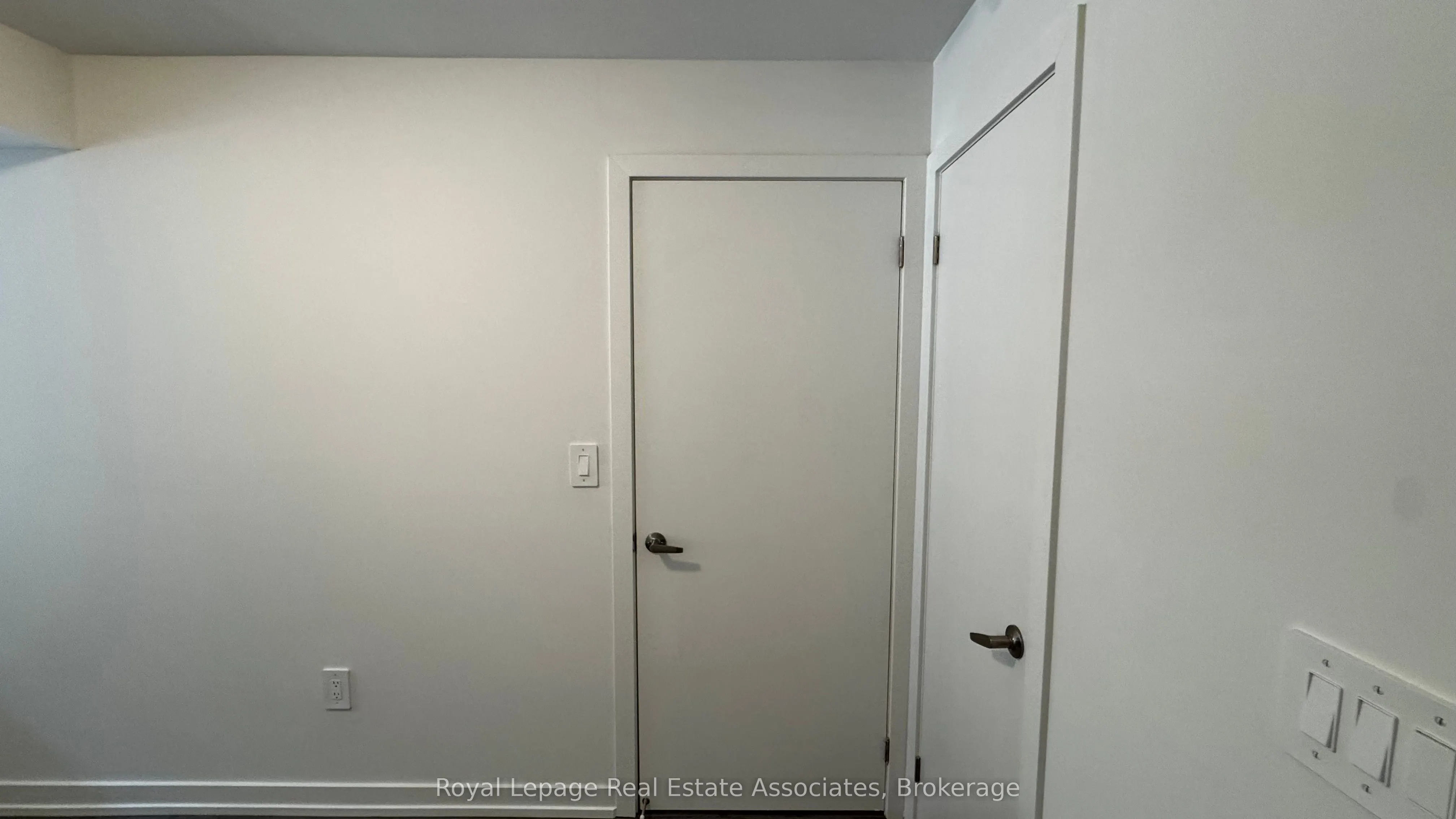 1650 Victoria Park Avenue, #103