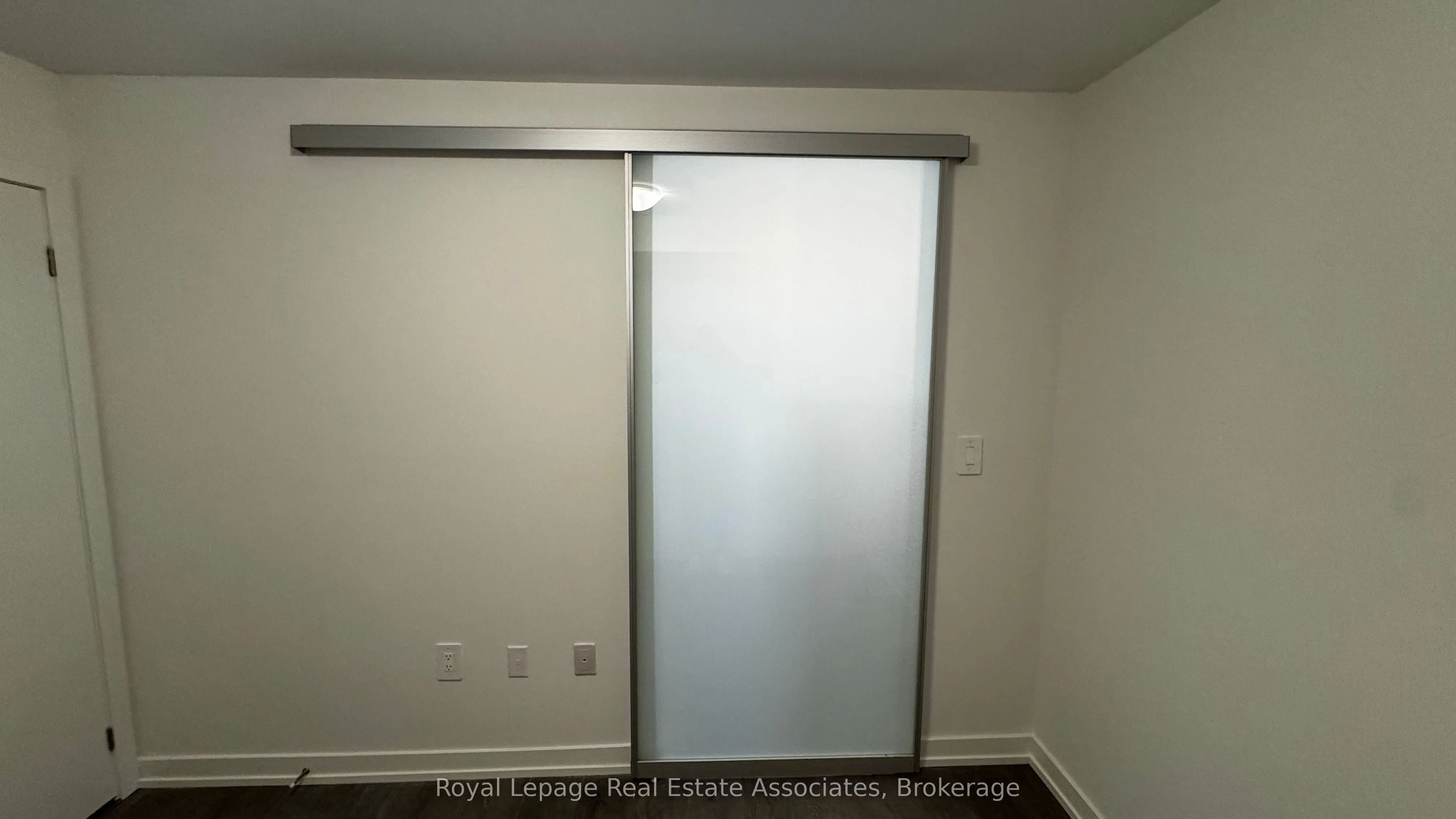 1650 Victoria Park Avenue, #103