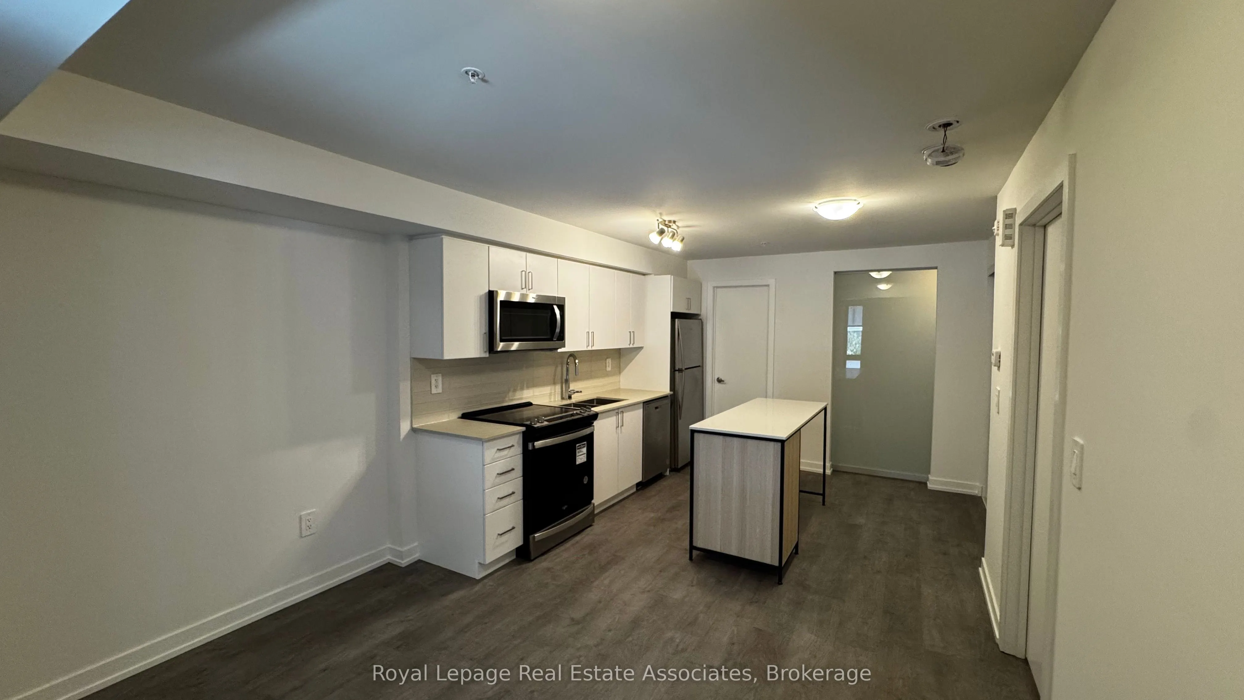 1650 Victoria Park Avenue, #103