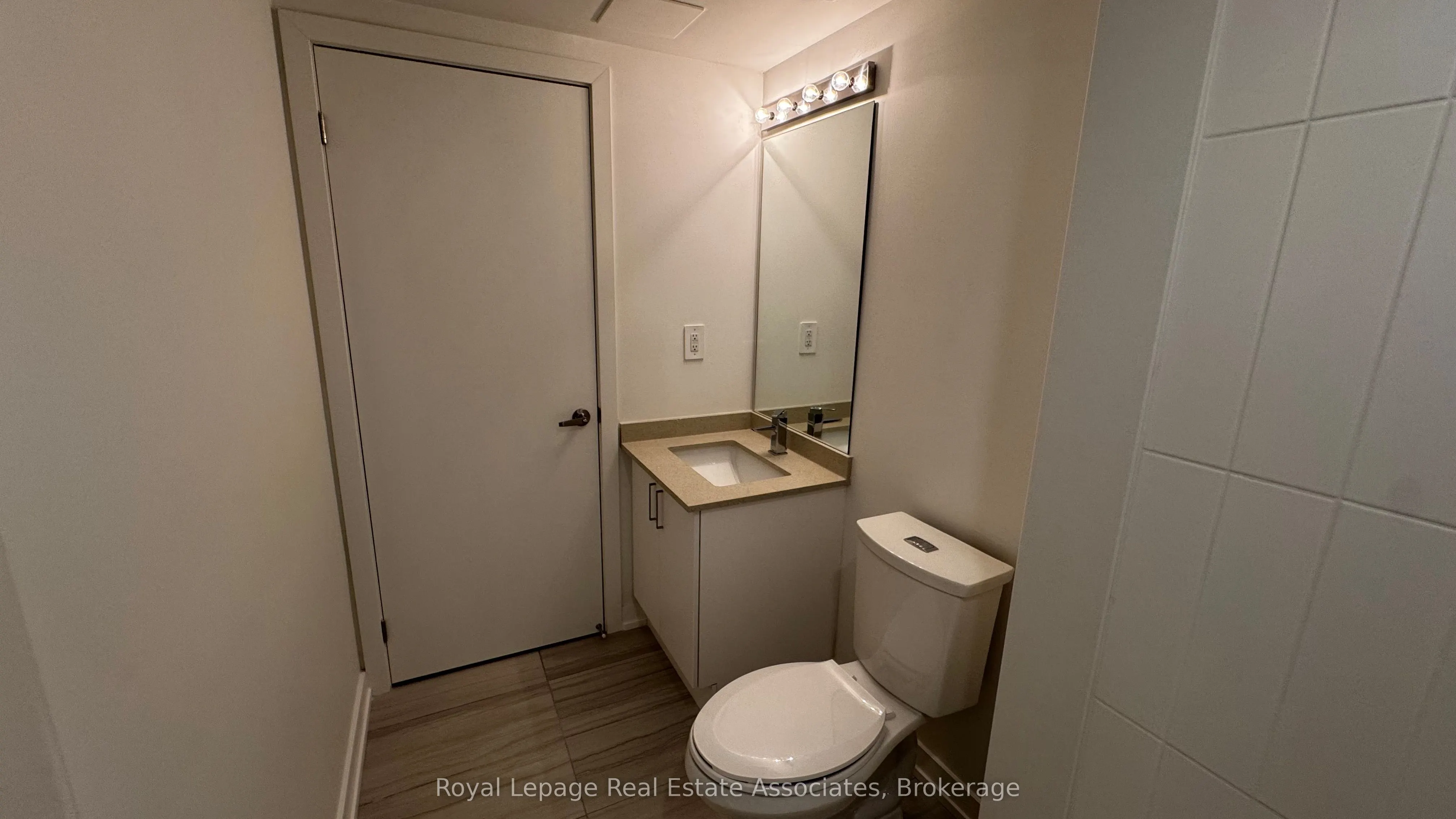 1650 Victoria Park Avenue, #103