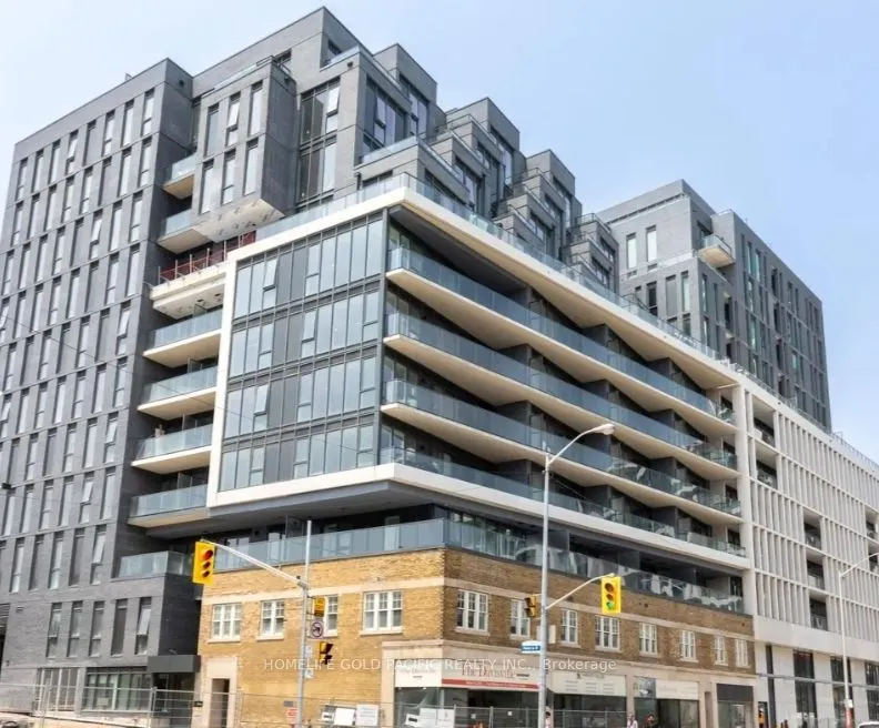 8 Manor Road W, #902