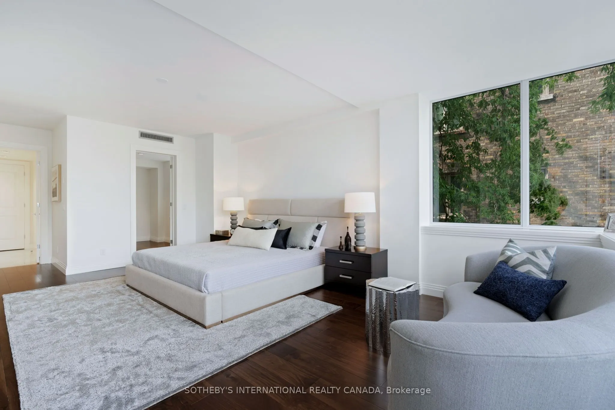 1 Benvenuto Place, #321