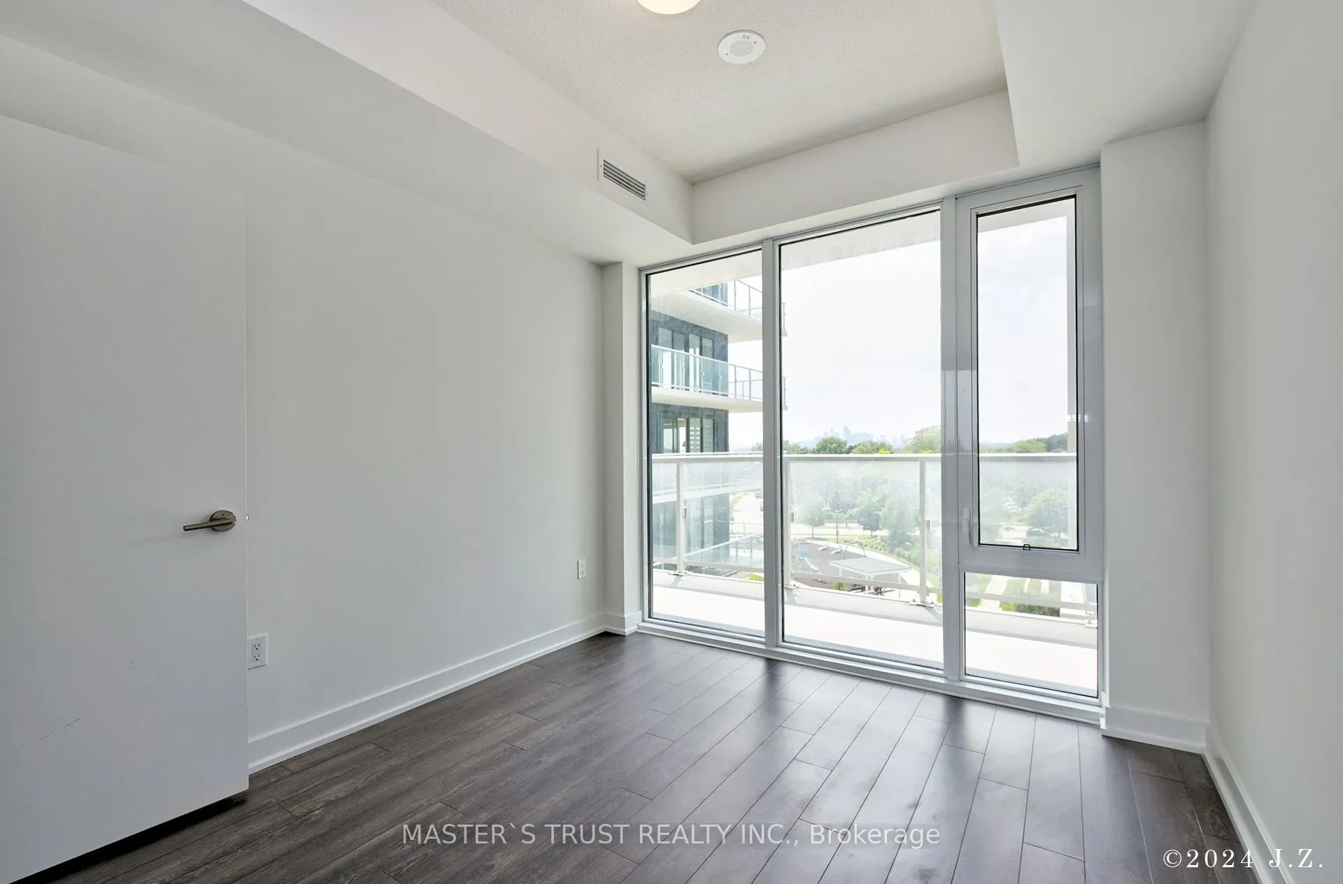 50 O'Neill Road, #503