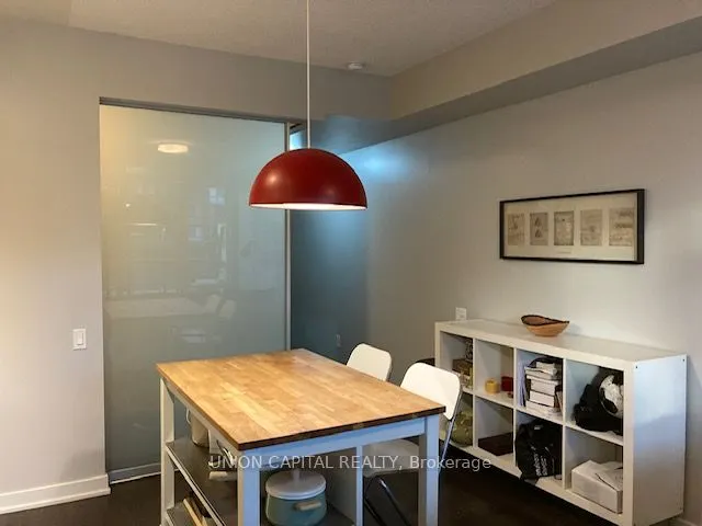 775 King Street W, #808