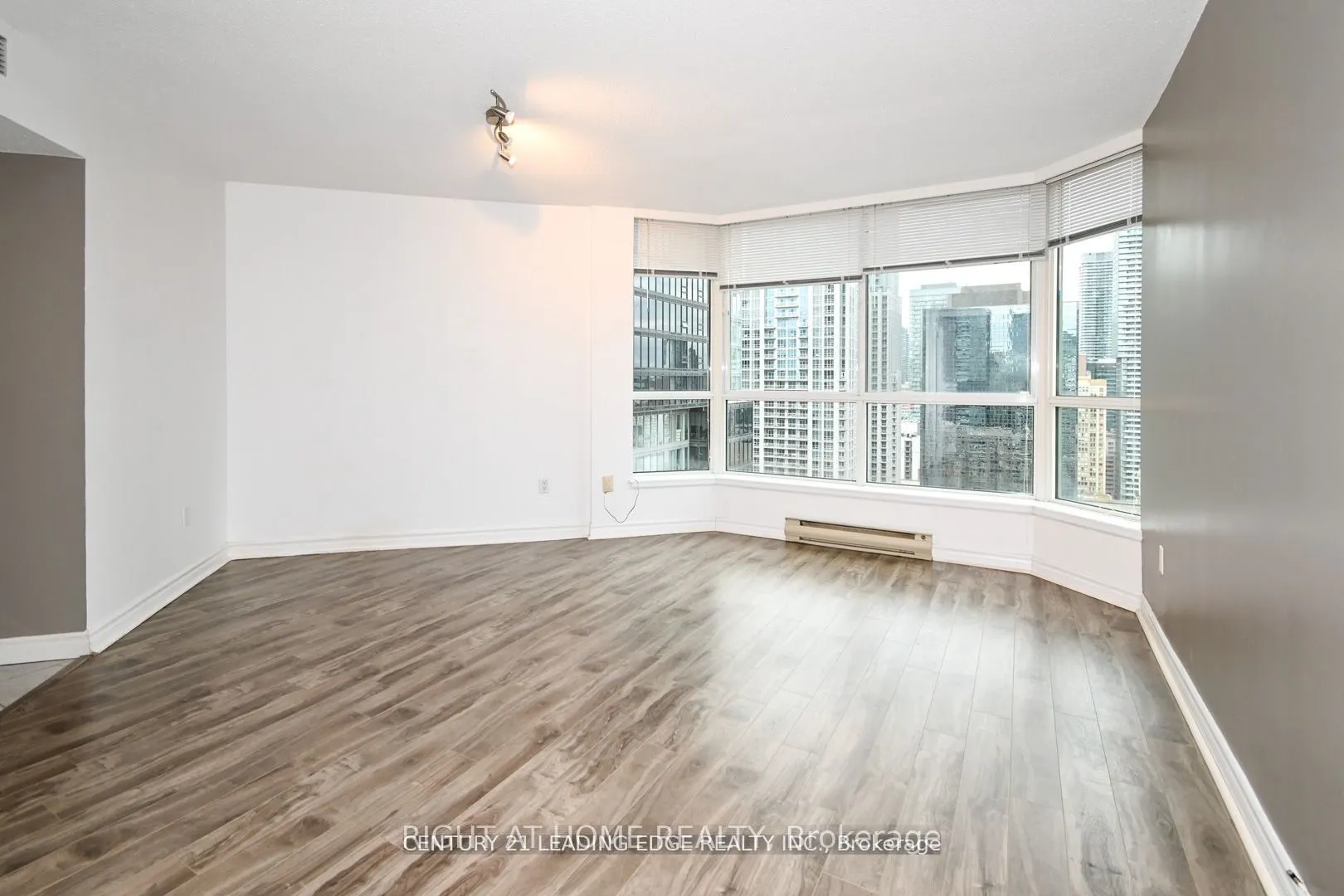 38 Elm Street, #3305