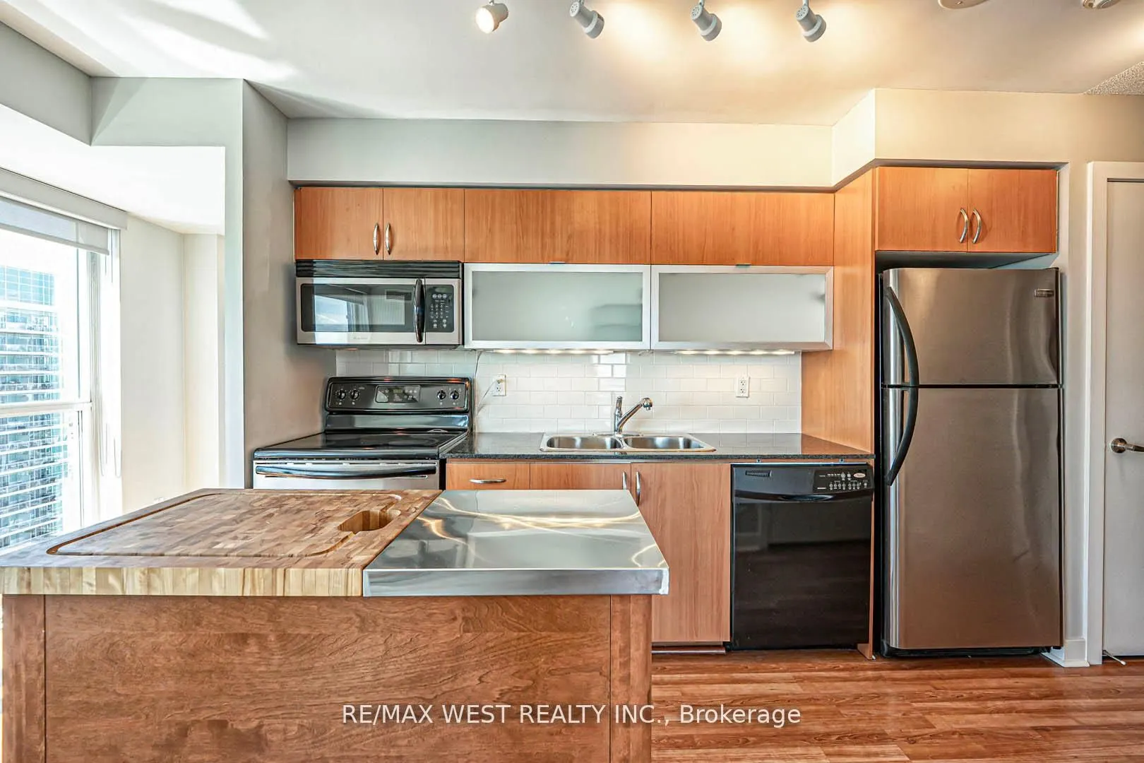 80 Western Battery Road, #2311