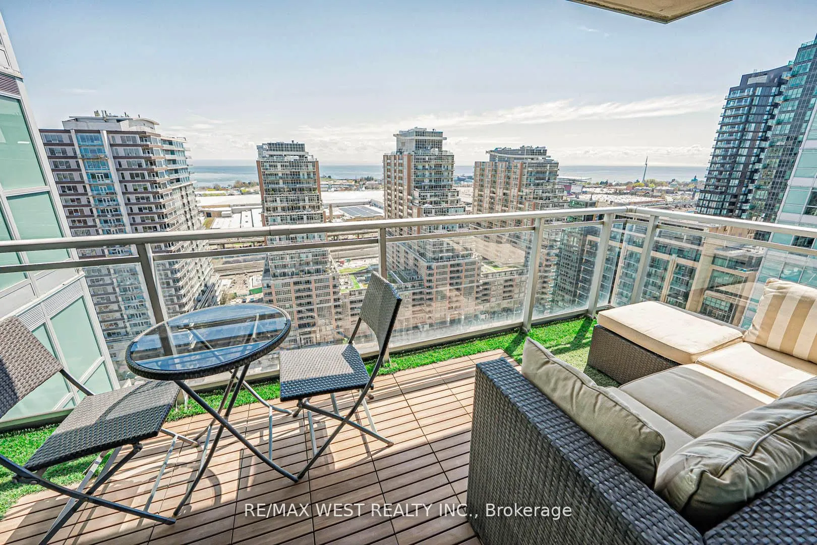 80 Western Battery Road, #2311
