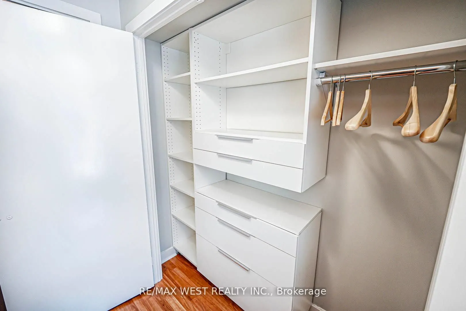 80 Western Battery Road, #2311