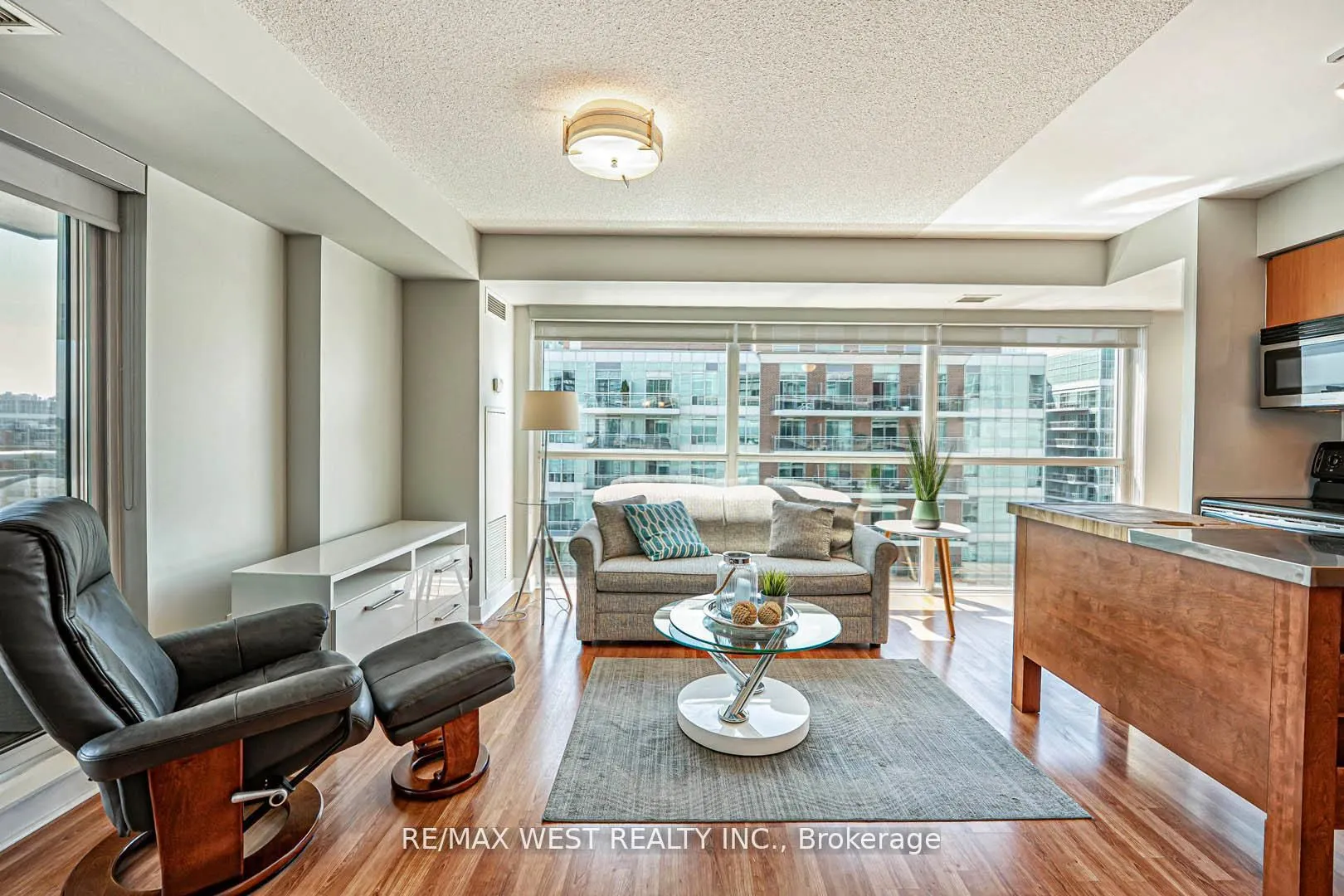 80 Western Battery Road, #2311