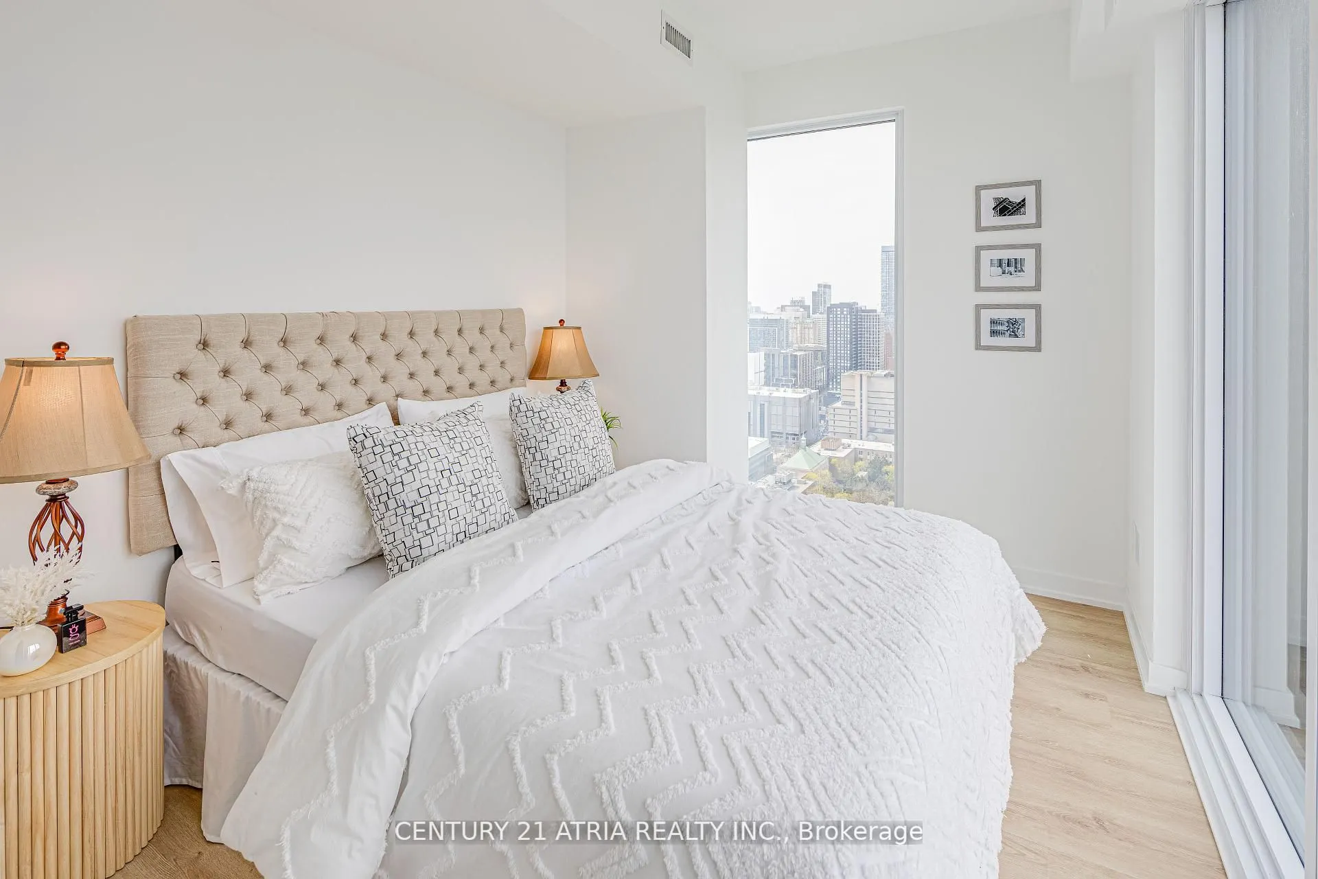 319 Jarvis Street, #3806