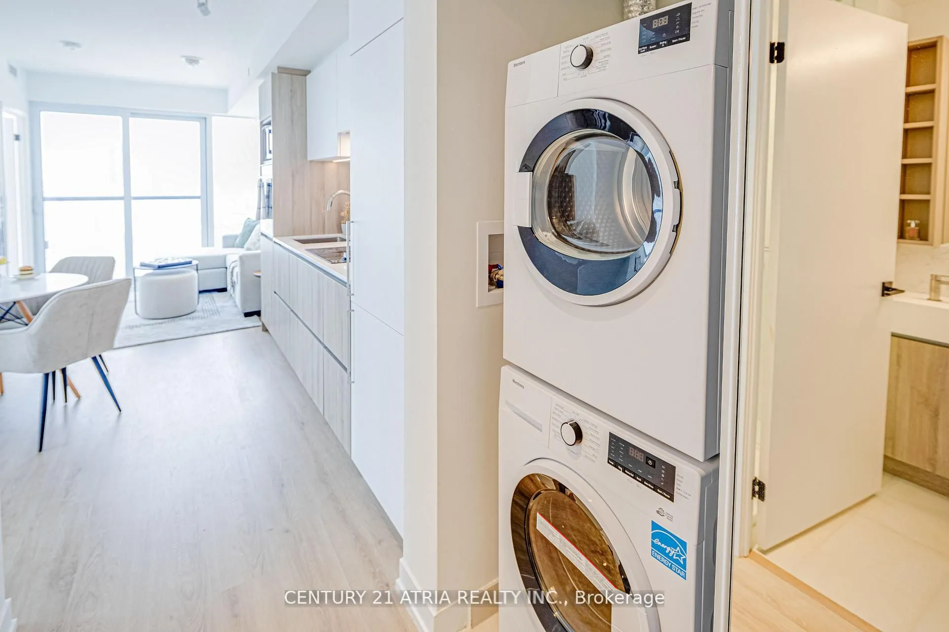 319 Jarvis Street, #3806