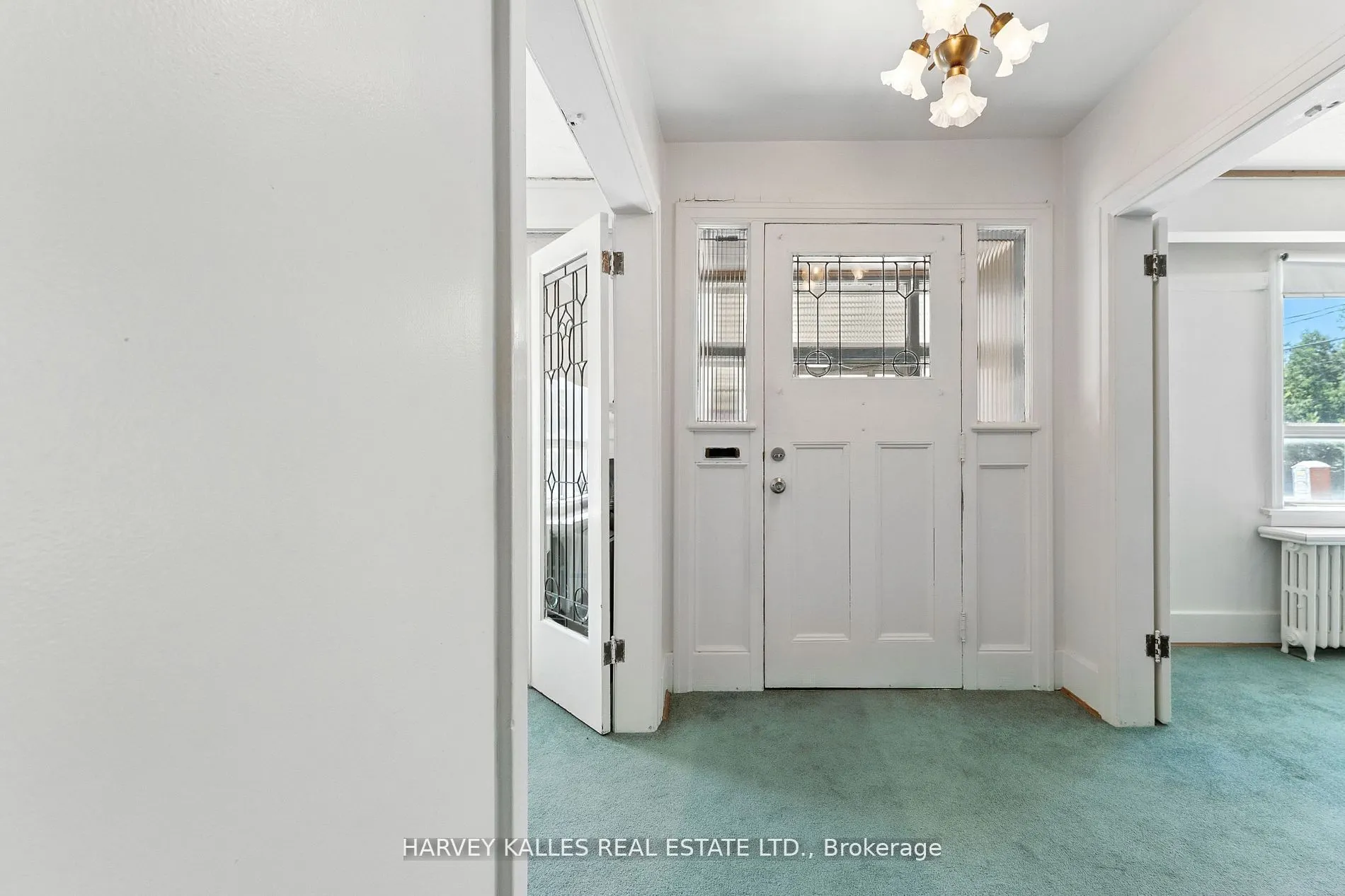 547 Ossington Avenue