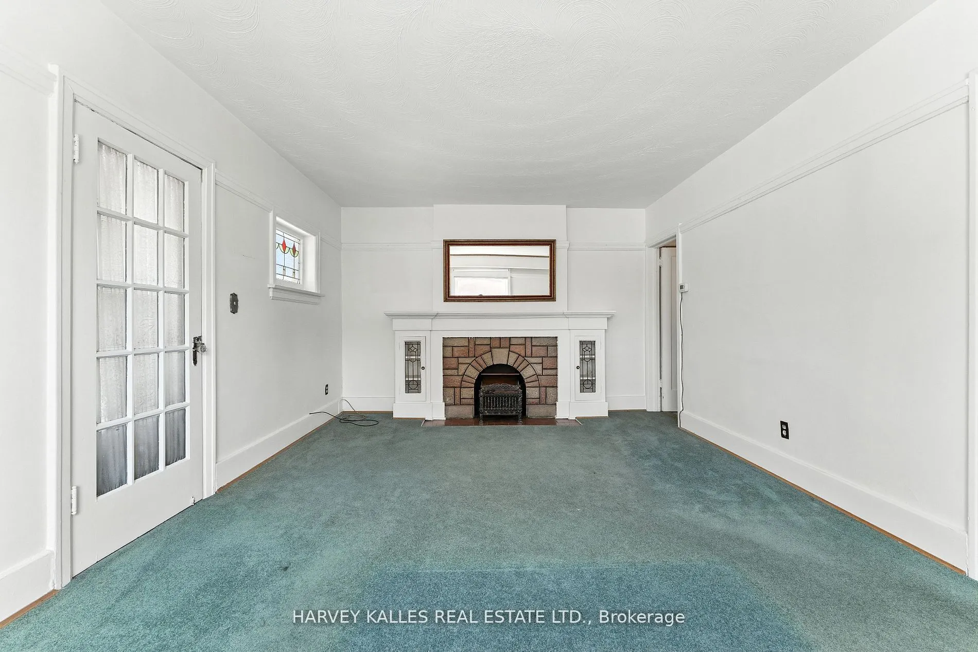 547 Ossington Avenue