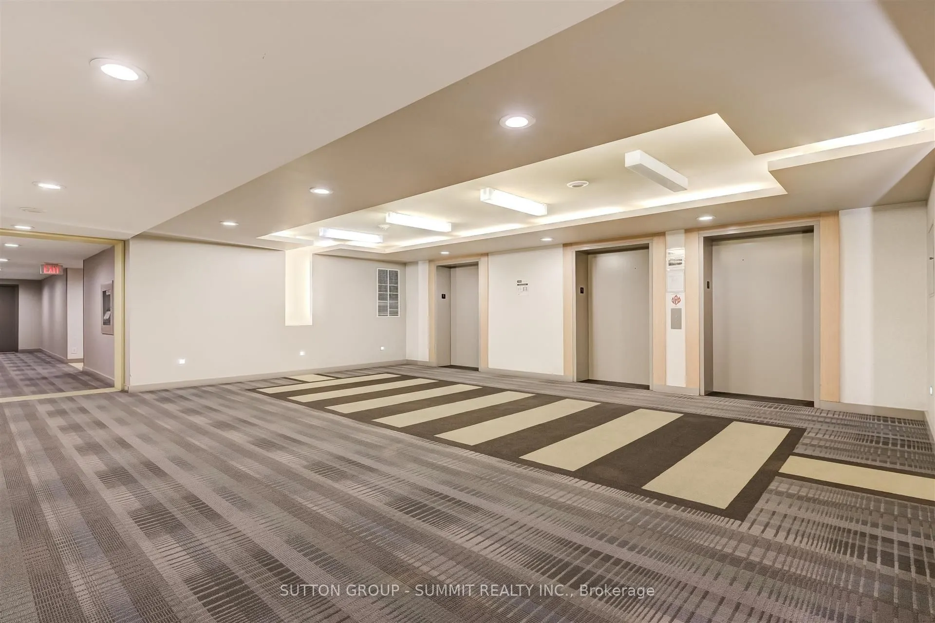 5 Hanna Avenue, #505