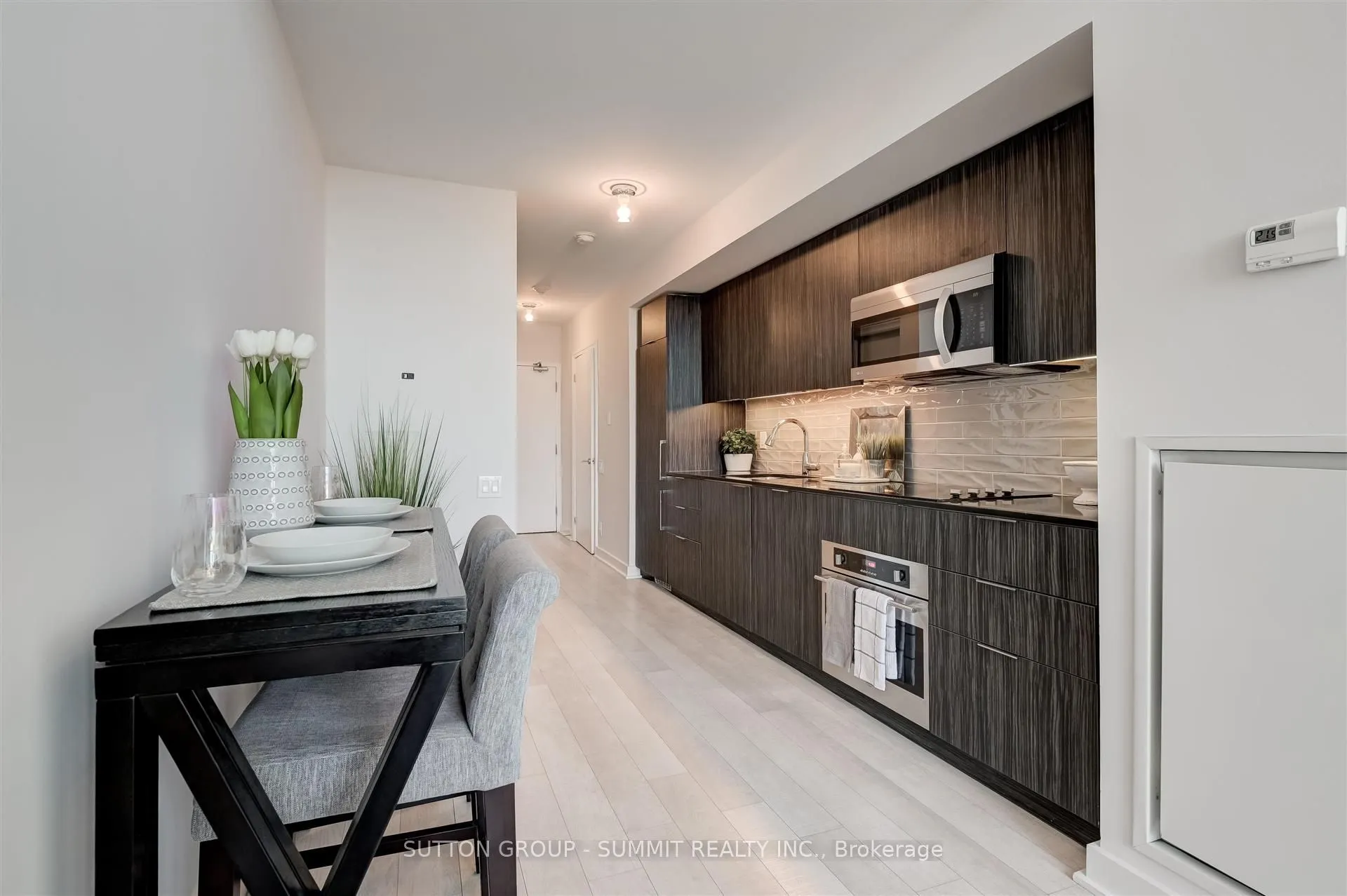 5 Hanna Avenue, #505