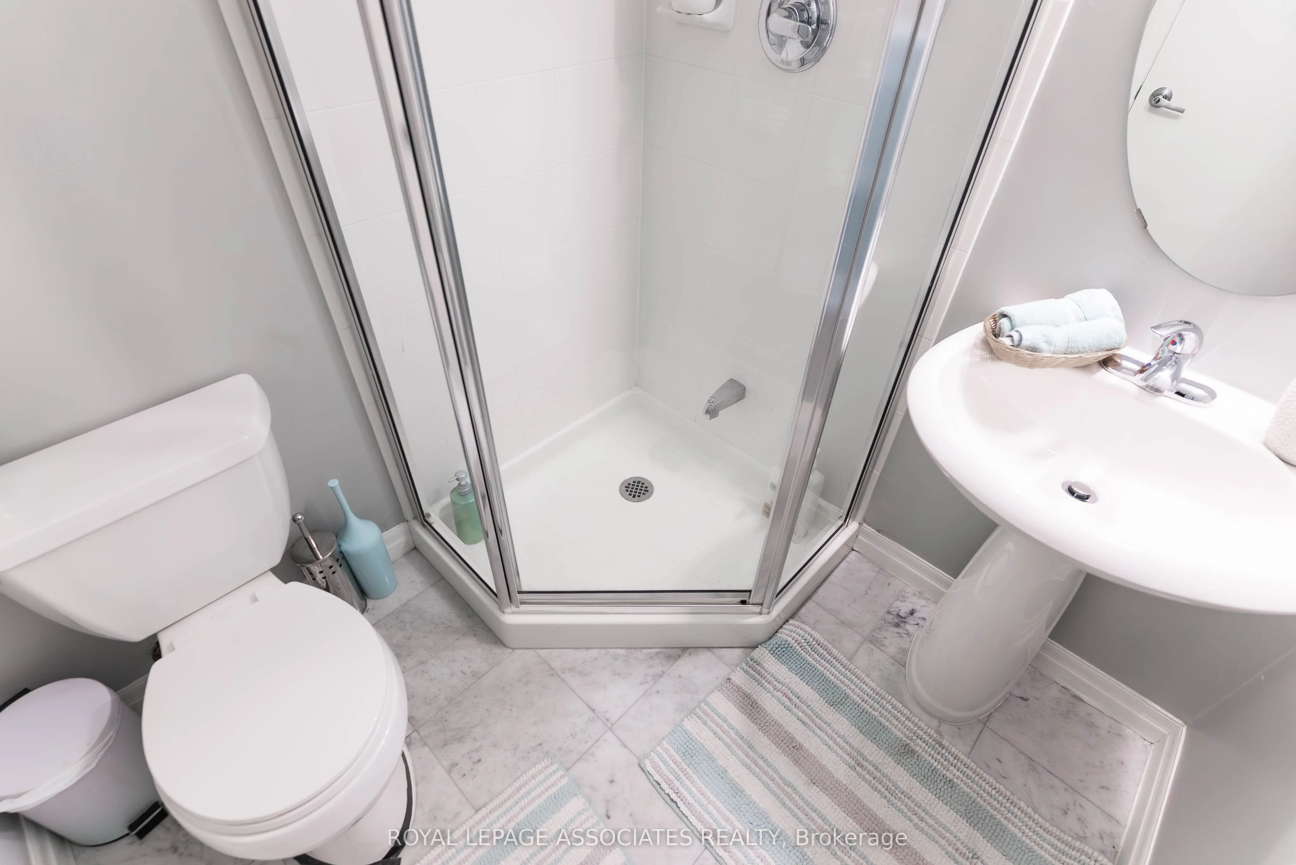 16 Yonge Street, #2407