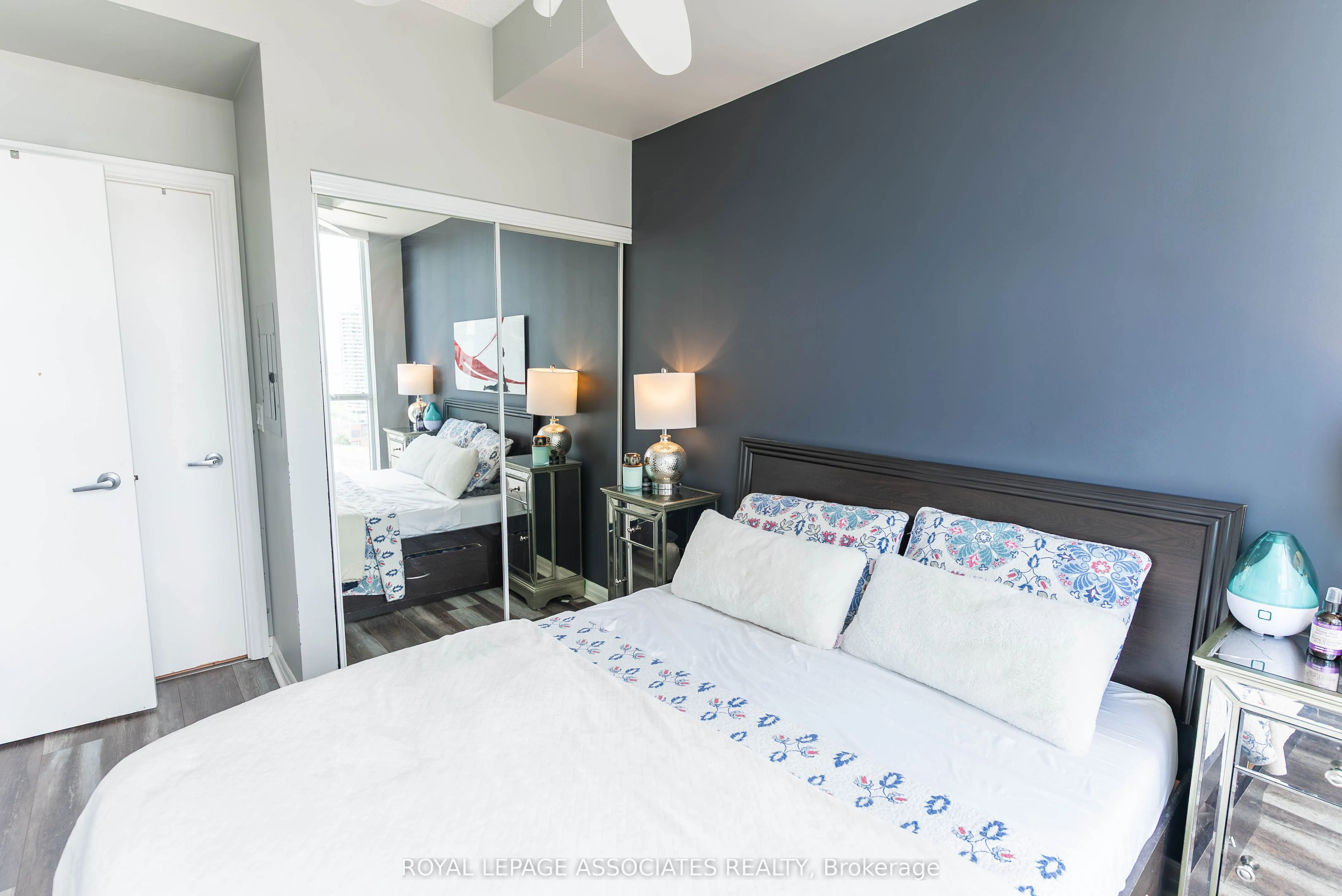 16 Yonge Street, #2407