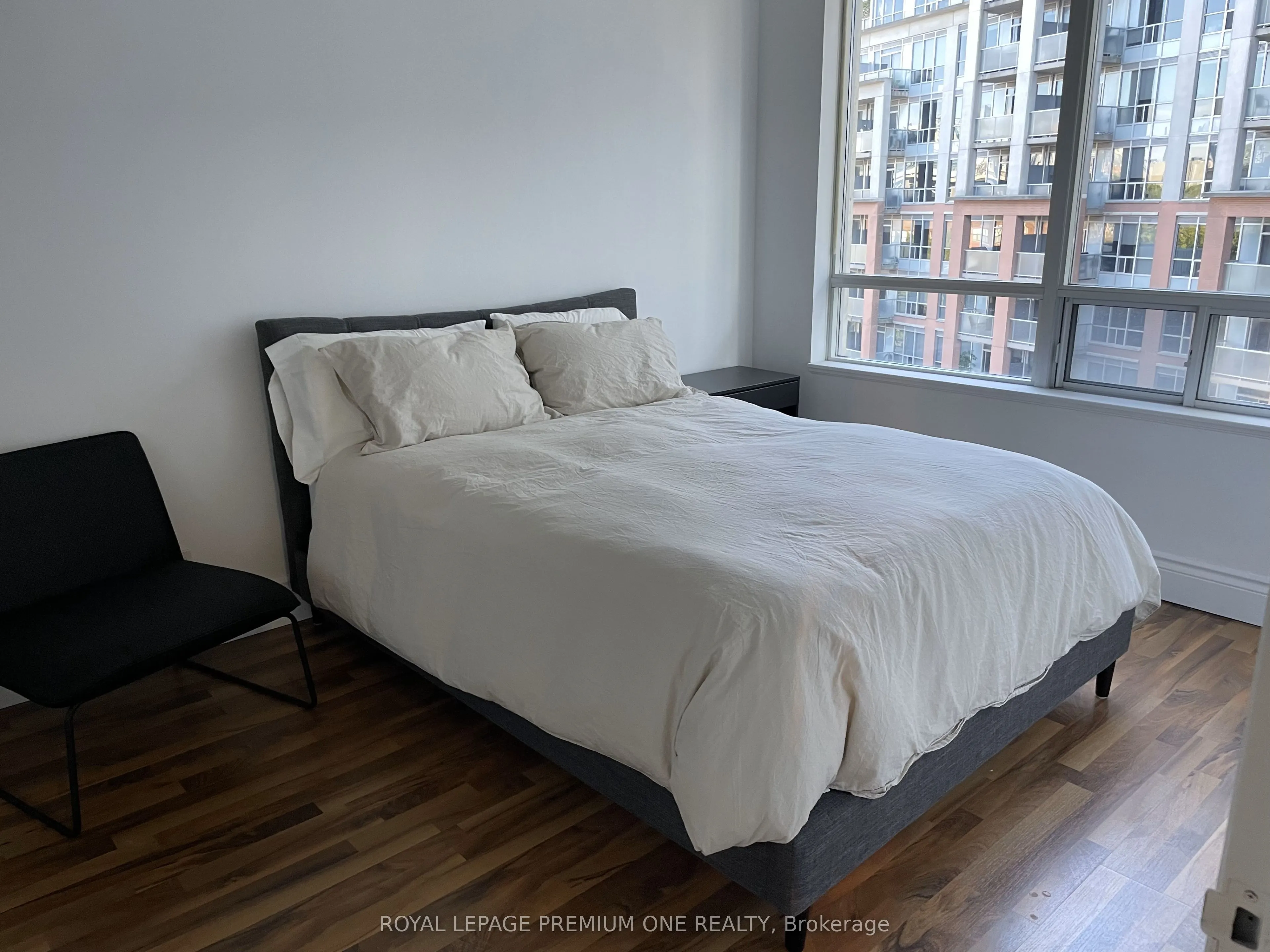 1005 King Street W, #704