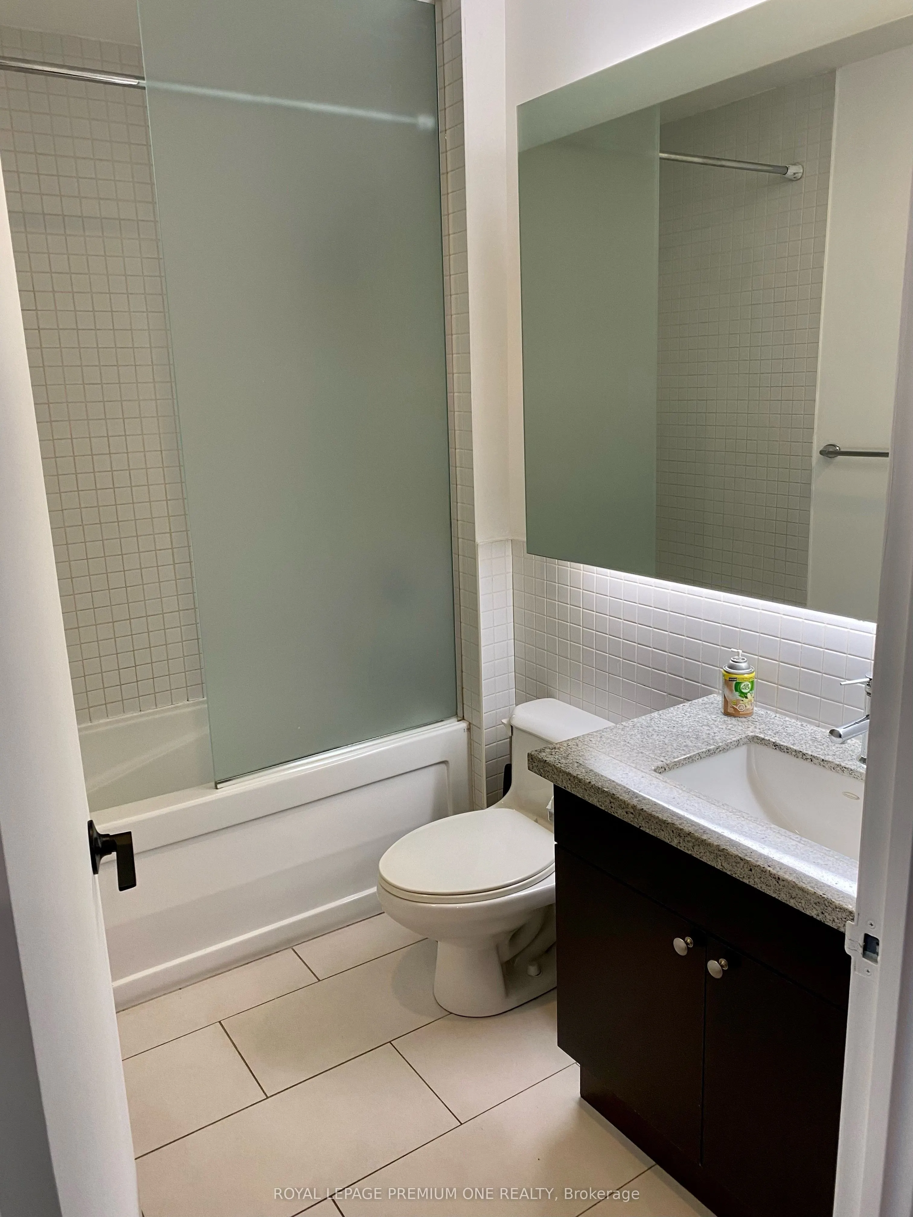 1005 King Street W, #704