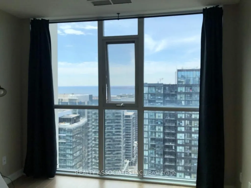 50 Ordnance Street, #3104
