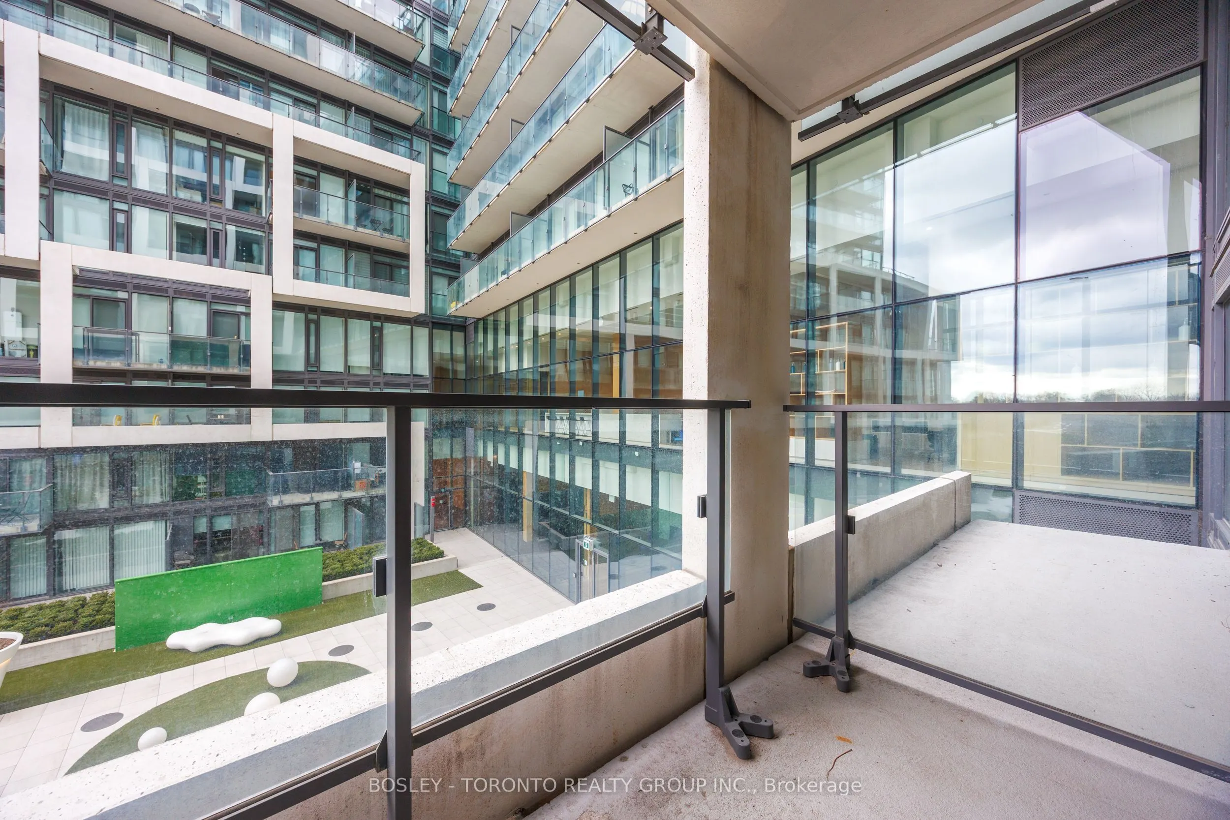 5 Soudan Avenue, #844