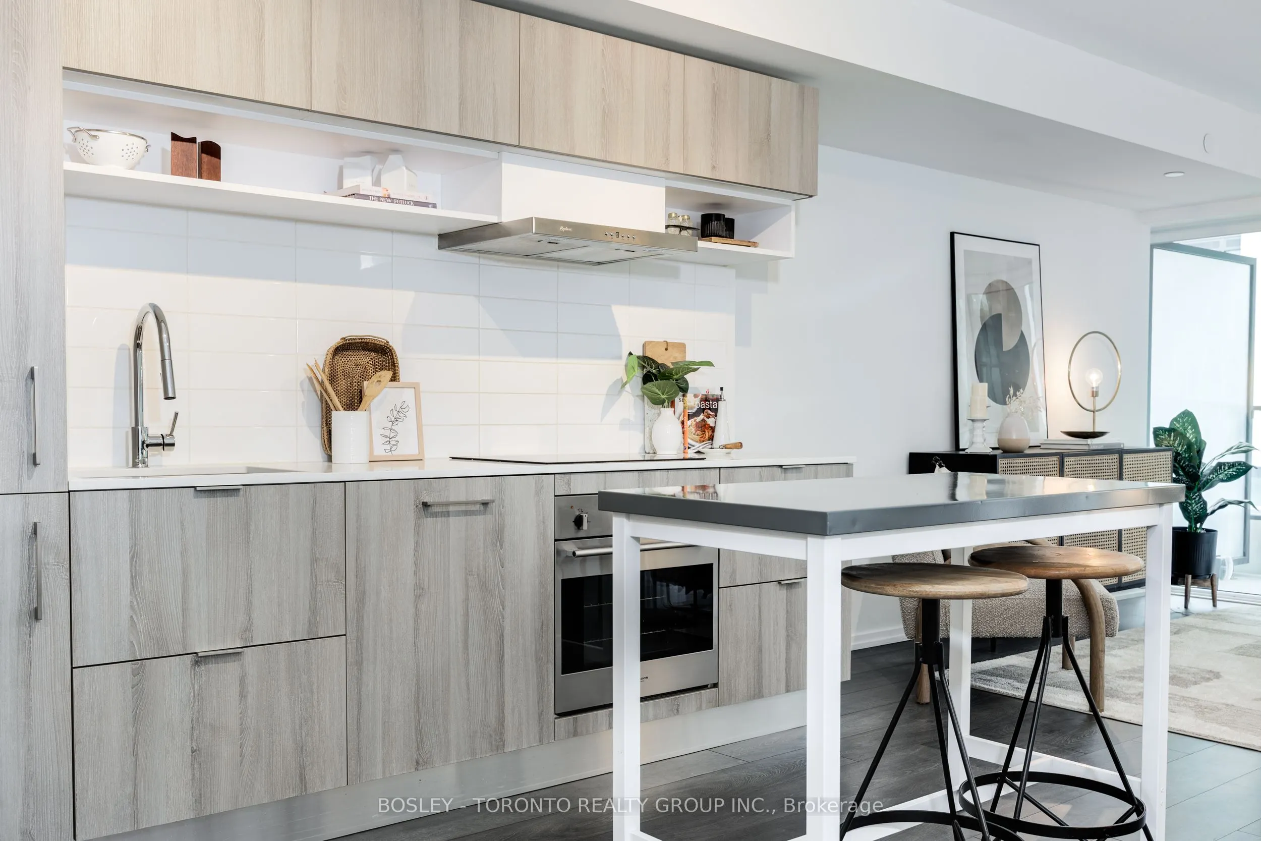 5 Soudan Avenue, #844