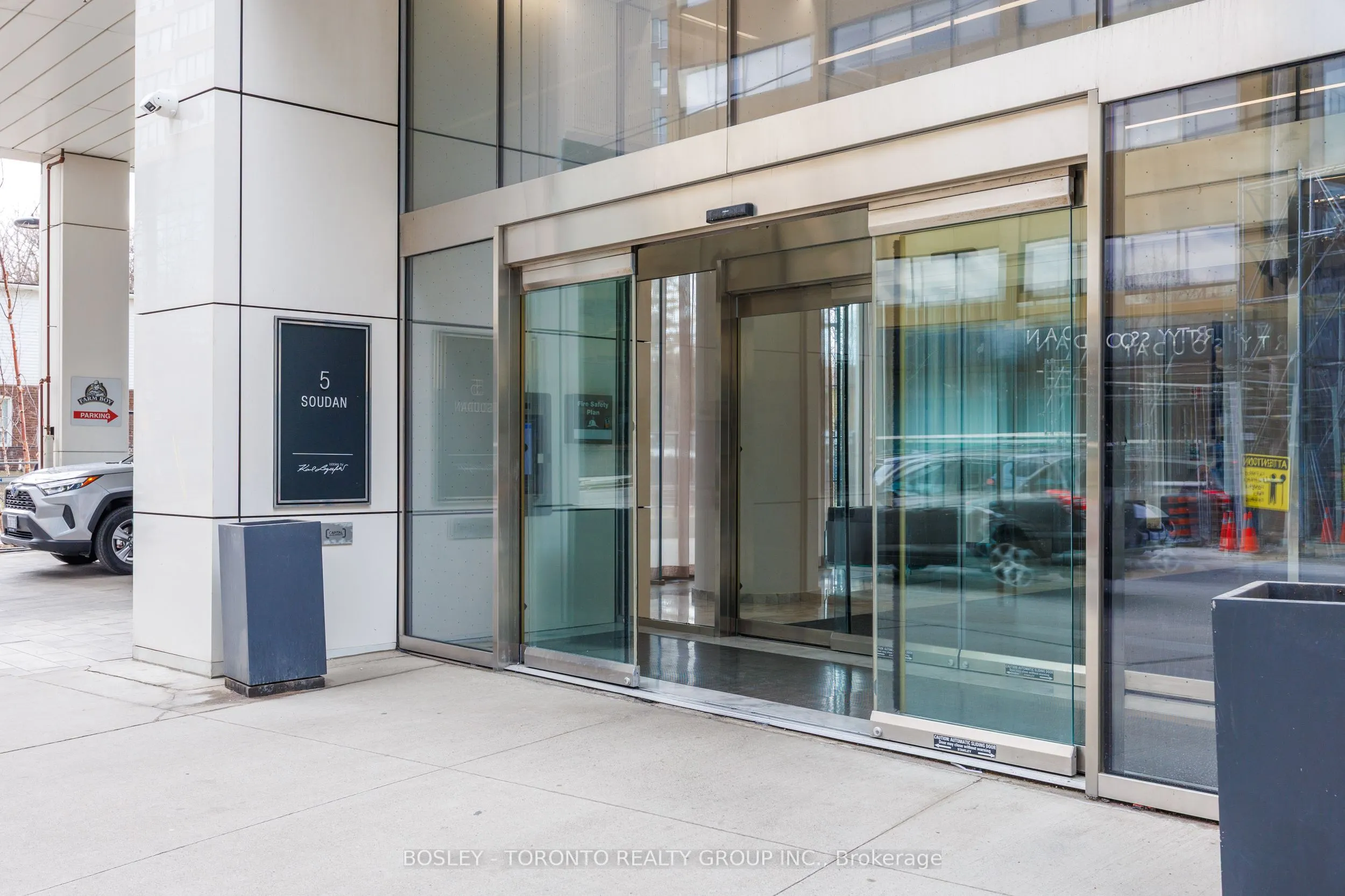 5 Soudan Avenue, #844